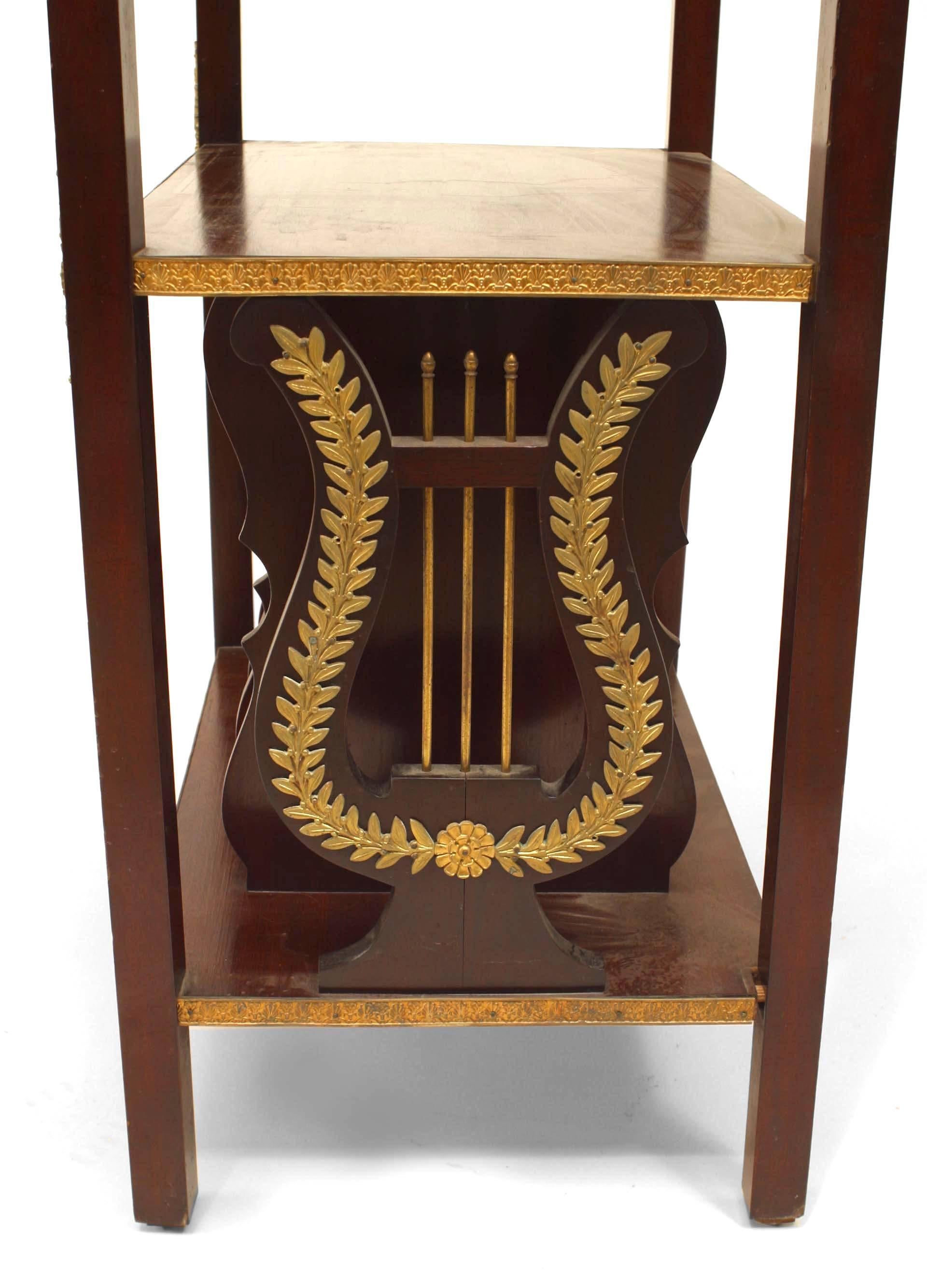 French Empire Style 19th Century Mahogany Etagere For Sale 5
