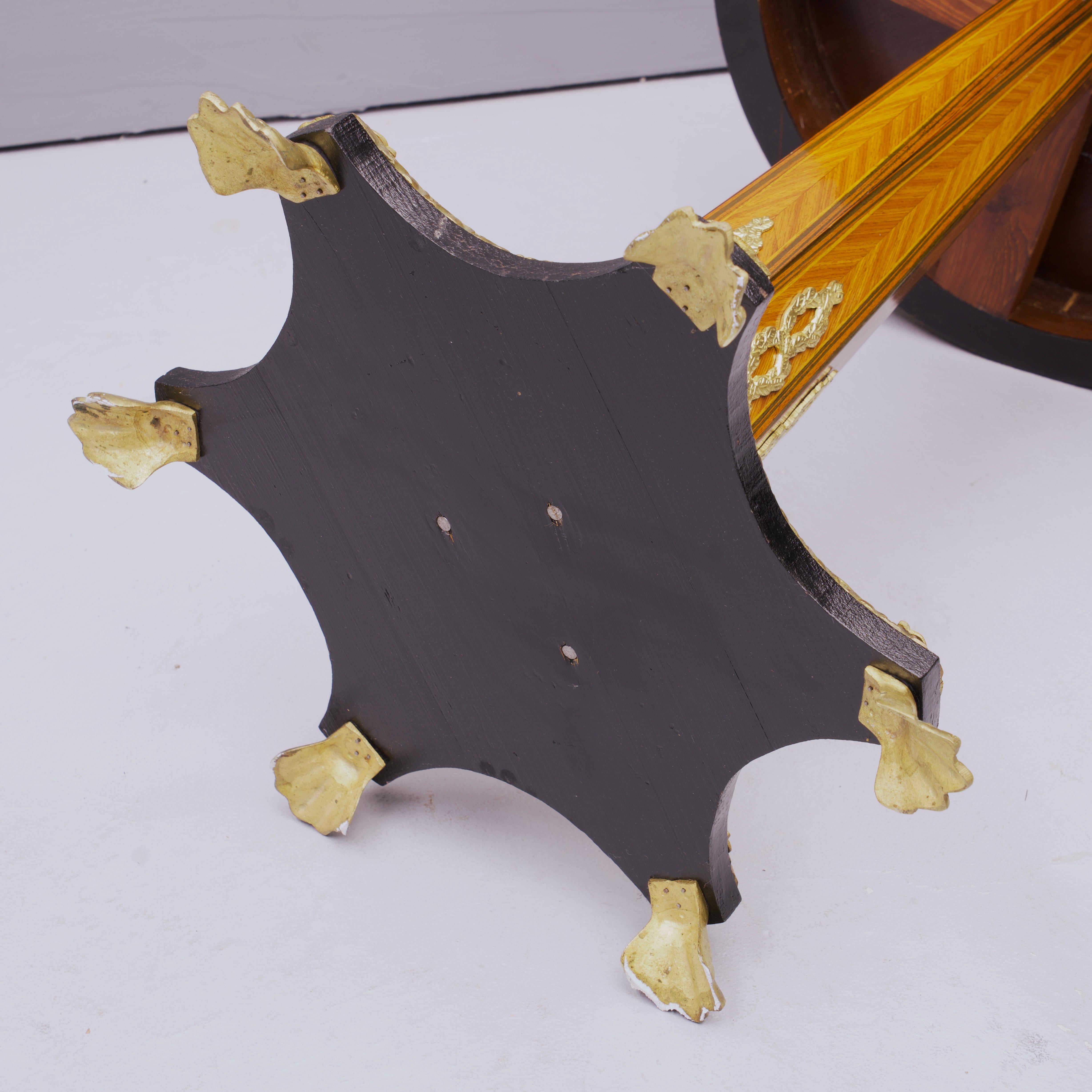 Centre de table à fleurs de style Empire français du 19e siècle en vente 2