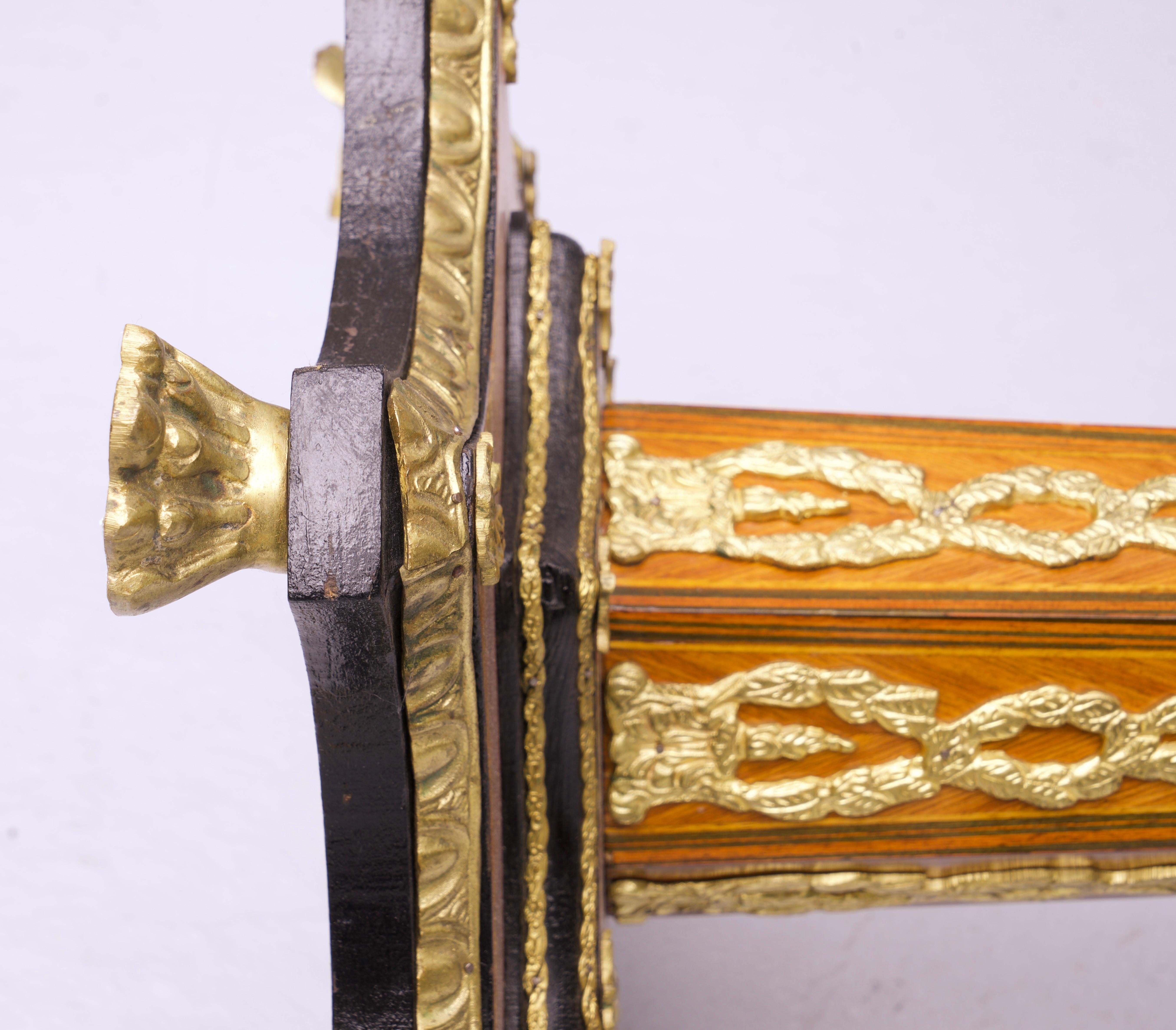 Centre de table à fleurs de style Empire français du 19e siècle en vente 1