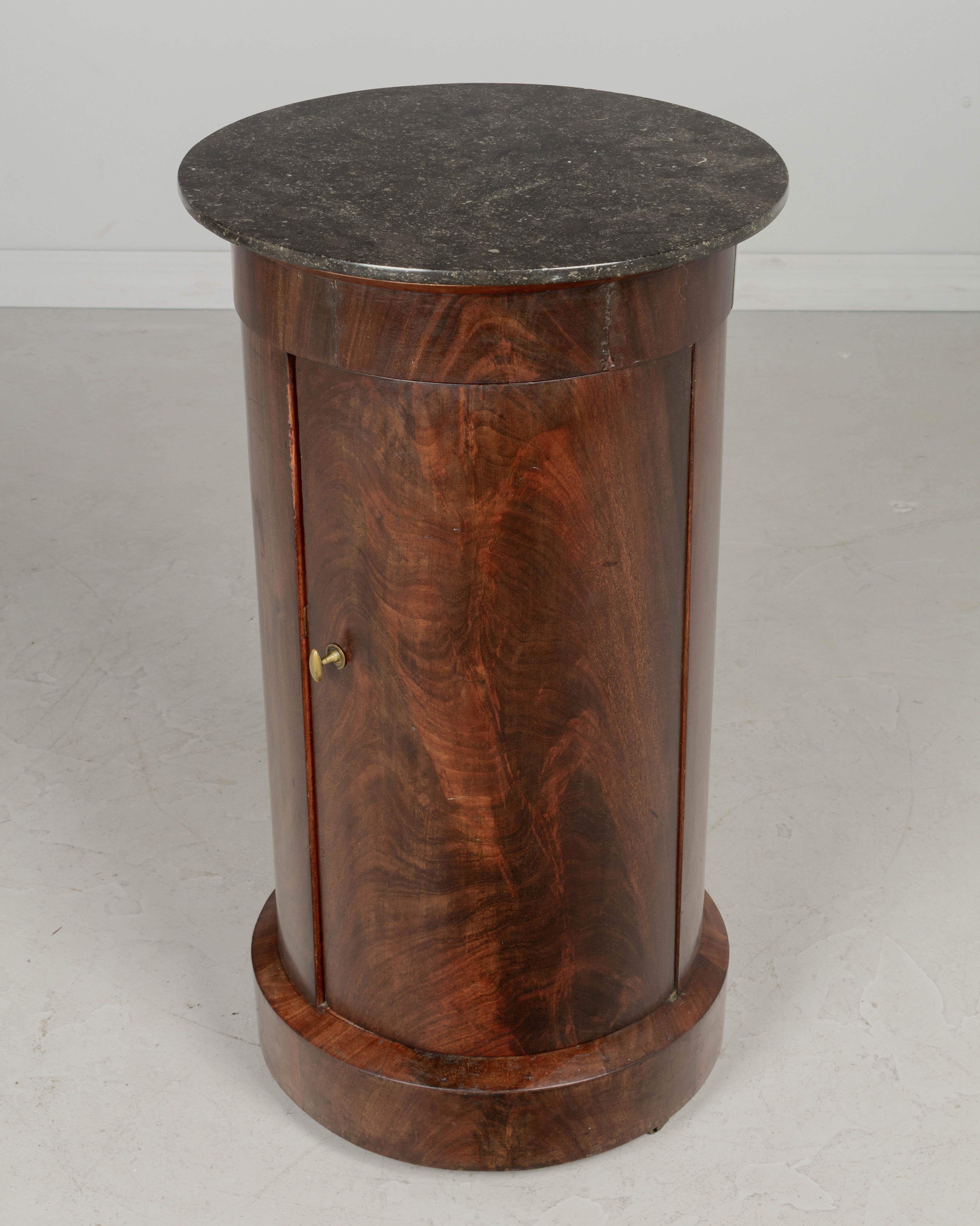 19th Century French Empire Style Circular Side Table For Sale 2