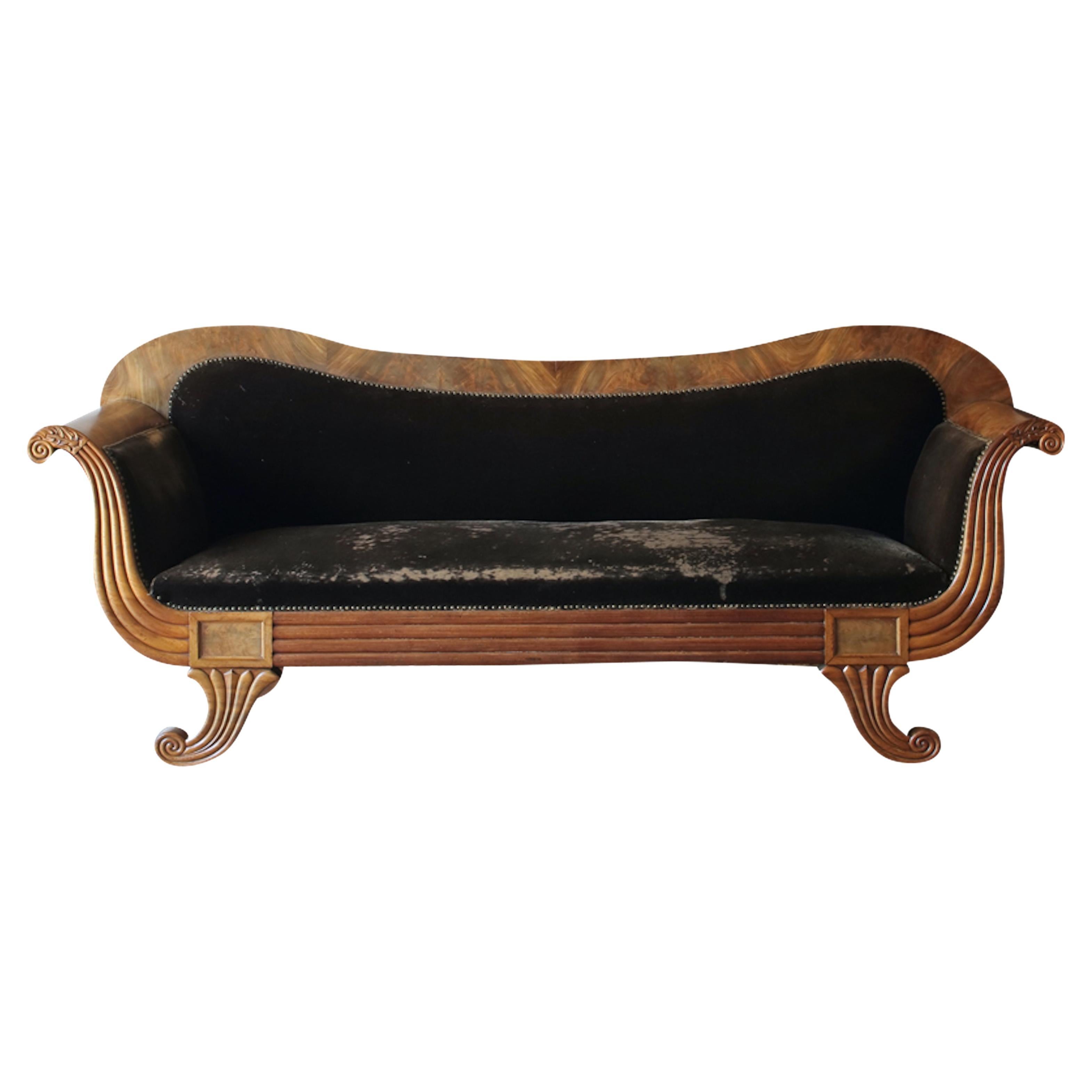 19th Century French Empire Style Double Ended Mahogany Sofa For Sale