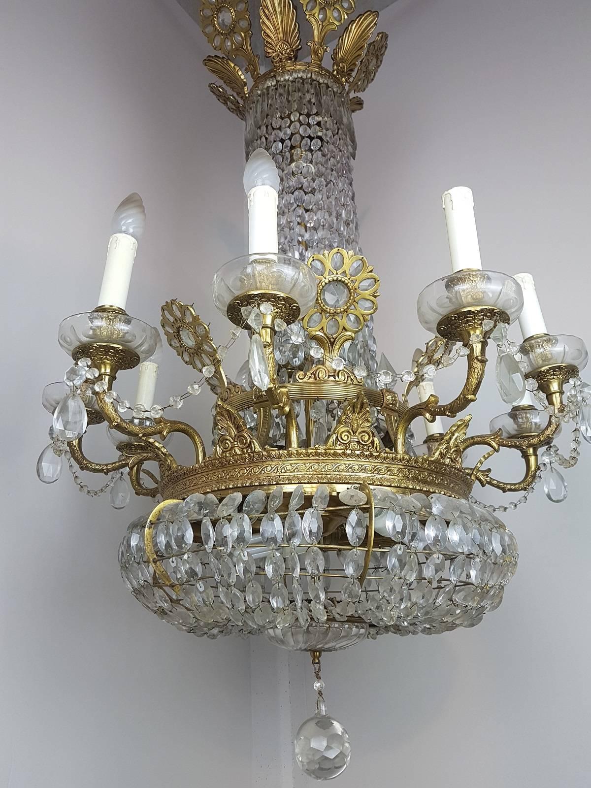 19th Century French Empire Style Gilded Bronze and Crystals Chandelier 1