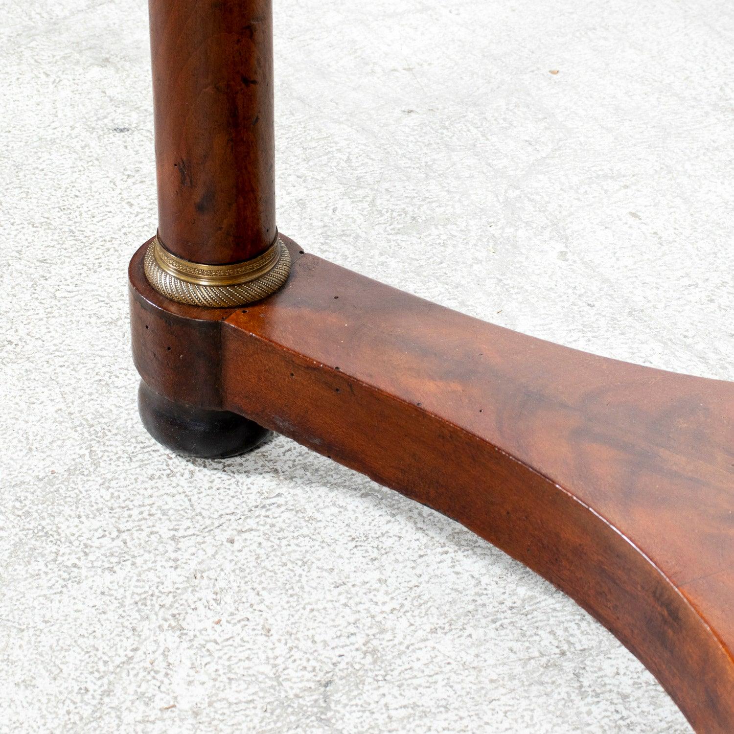 19th Century French Empire Style Mahogany Gueridon with Sainte Anne Marble Top im Angebot 11