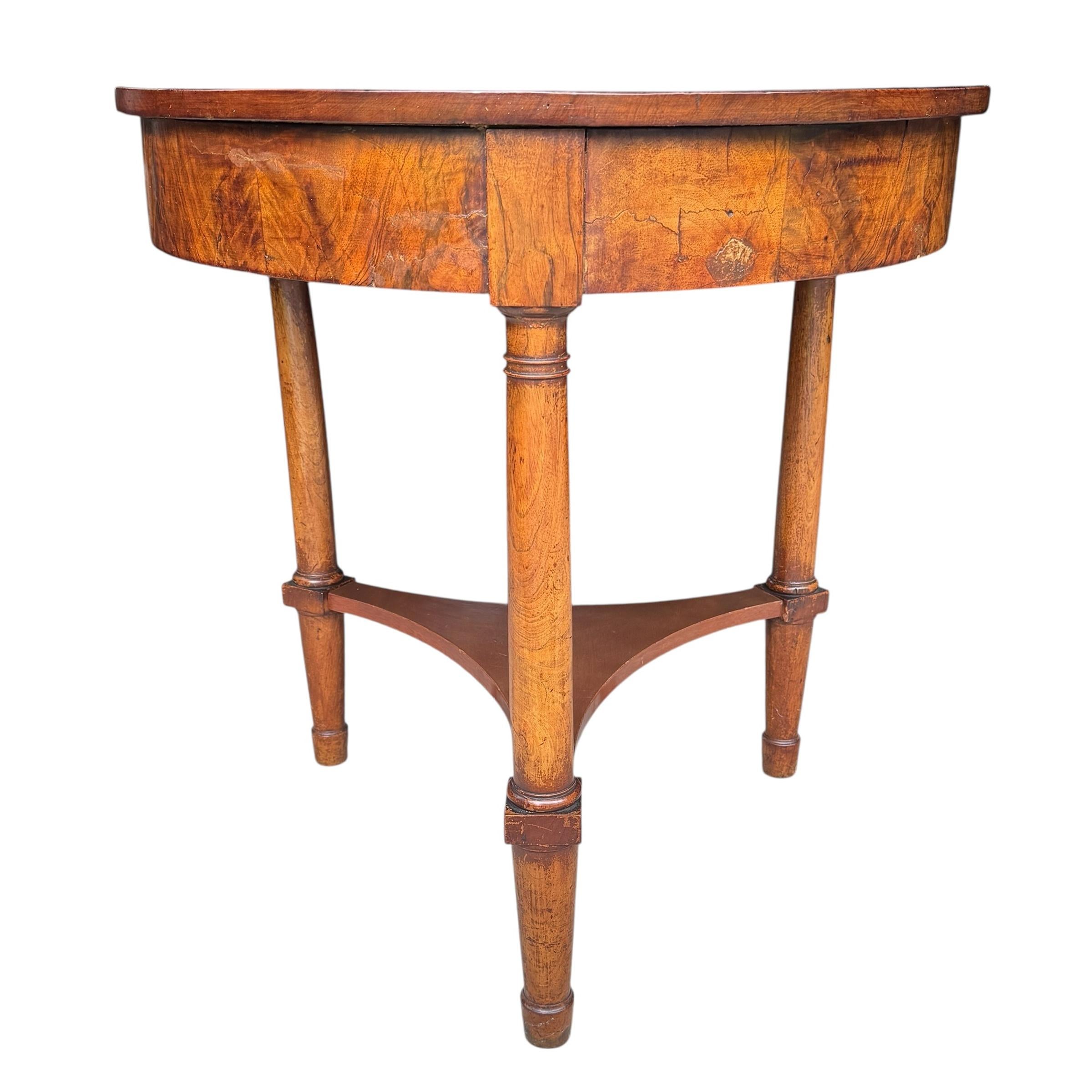 Mahogany 19th Century French Empire Table For Sale
