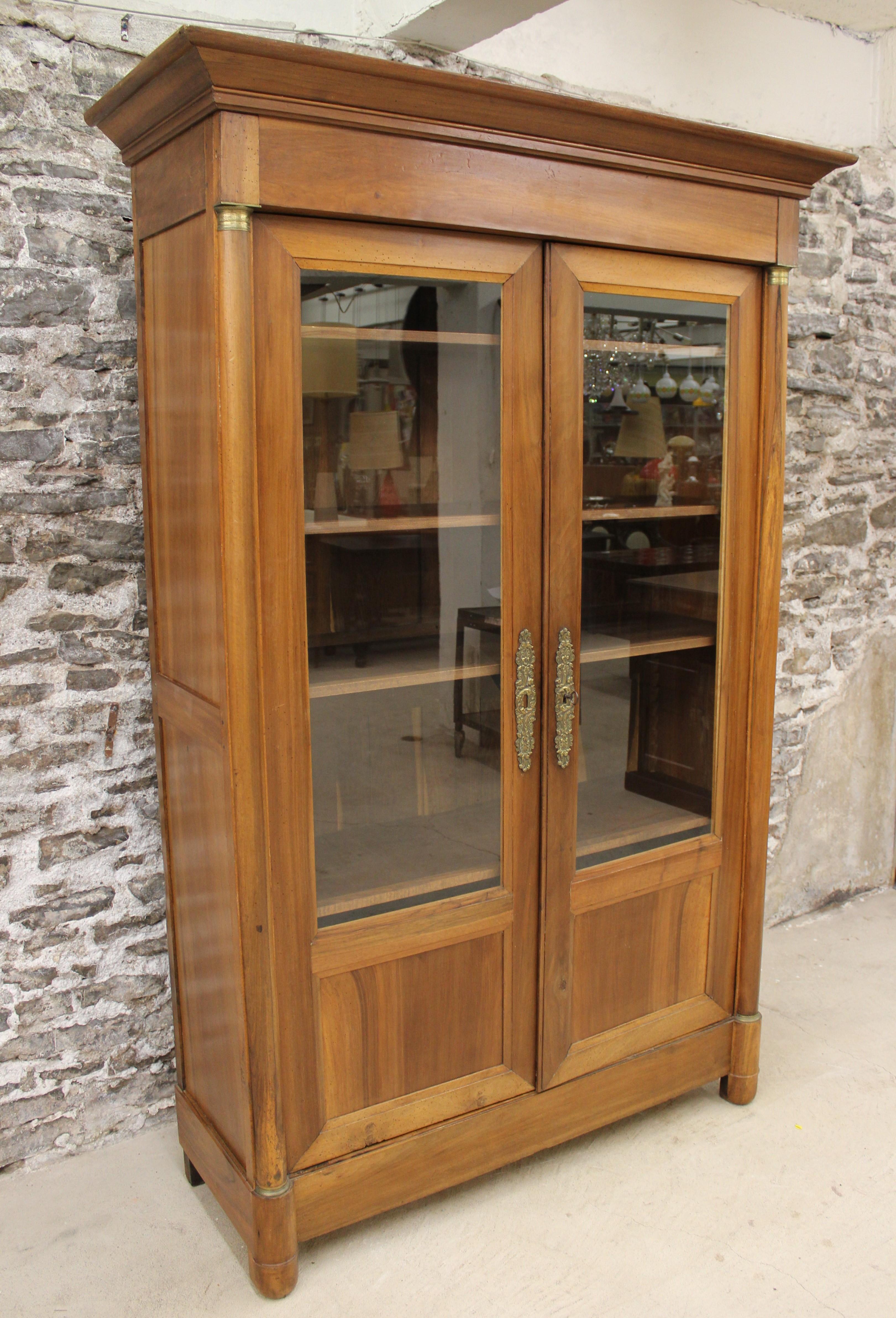 19th Century French Empire Two-Door Walnut Library Armoire or Linen Press In Good Condition In Hamilton, Ontario