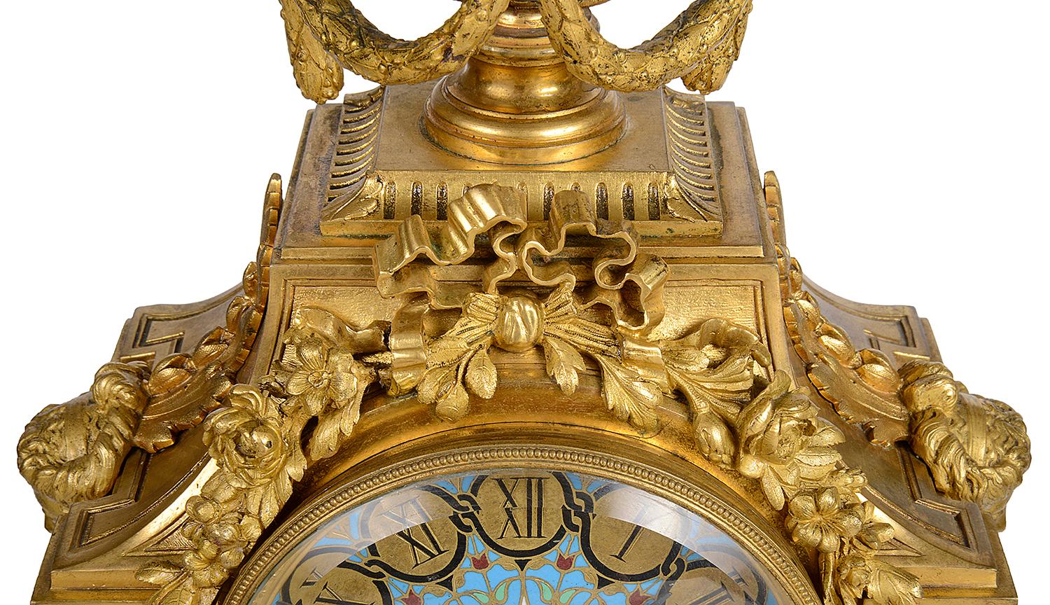 19th Century French Enamel Clock Set In Good Condition For Sale In Brighton, Sussex