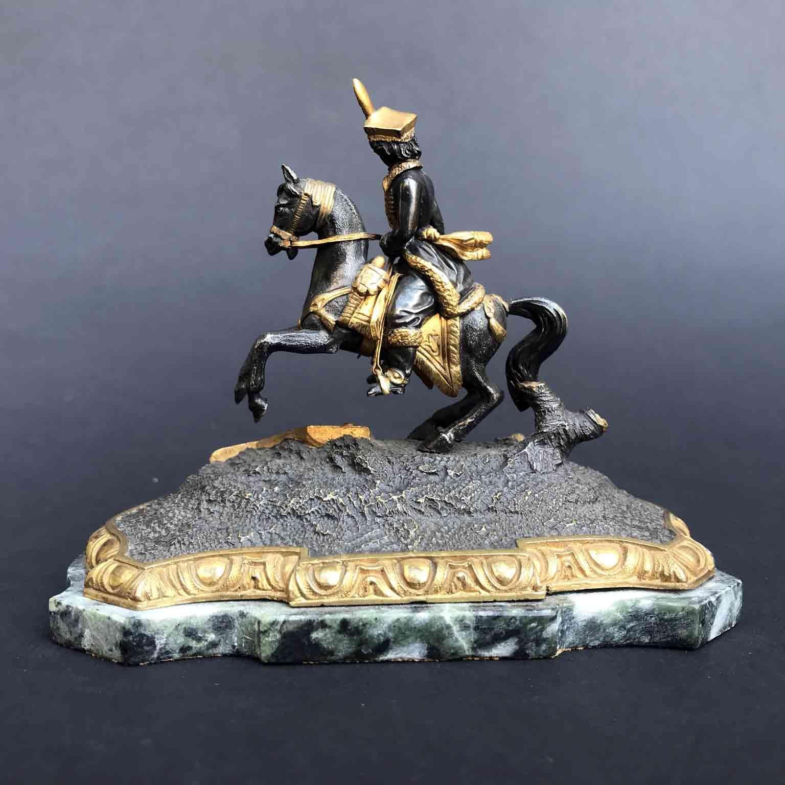 Dorato Figura equestre di Gioacchino Murat in bronzo del XIX secolo su base di marmo in vendita
