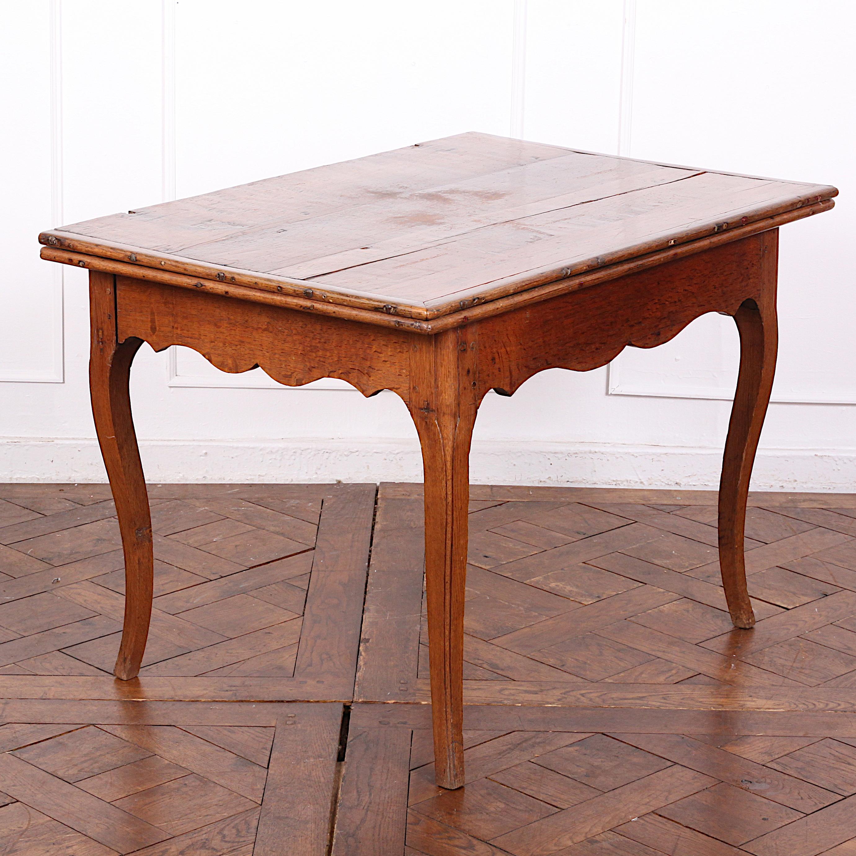 Louis XV 19th Century French Extending Farm Table For Sale