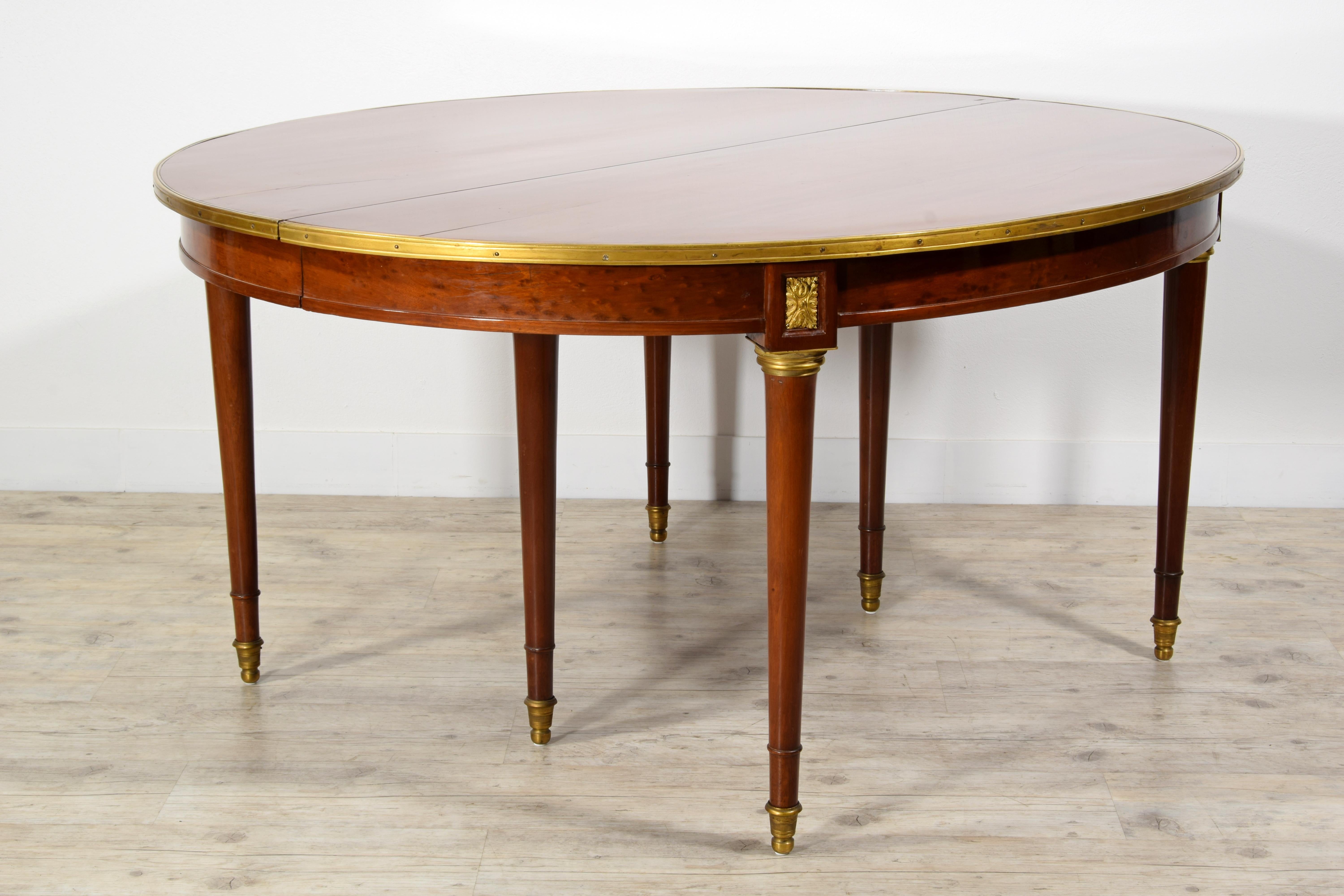 Table ovale extensible française du 19ème siècle en vente 5