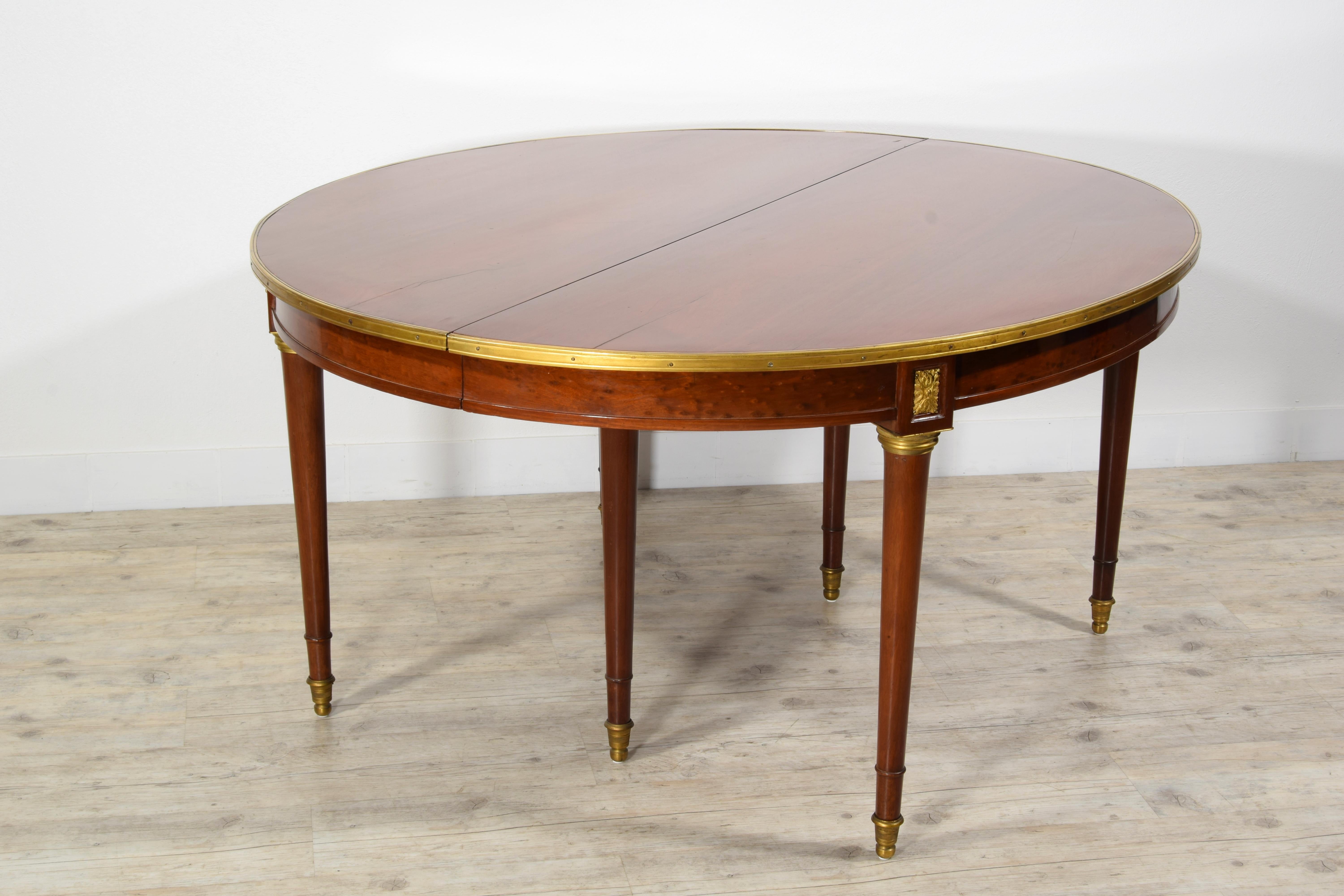 Table ovale extensible française du 19ème siècle en vente 9