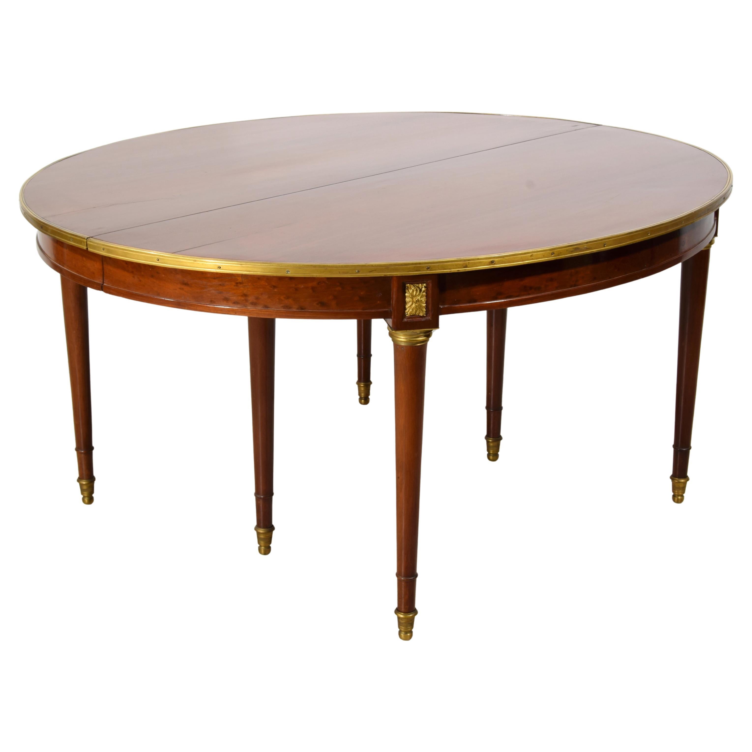 Table ovale extensible française du 19ème siècle en vente