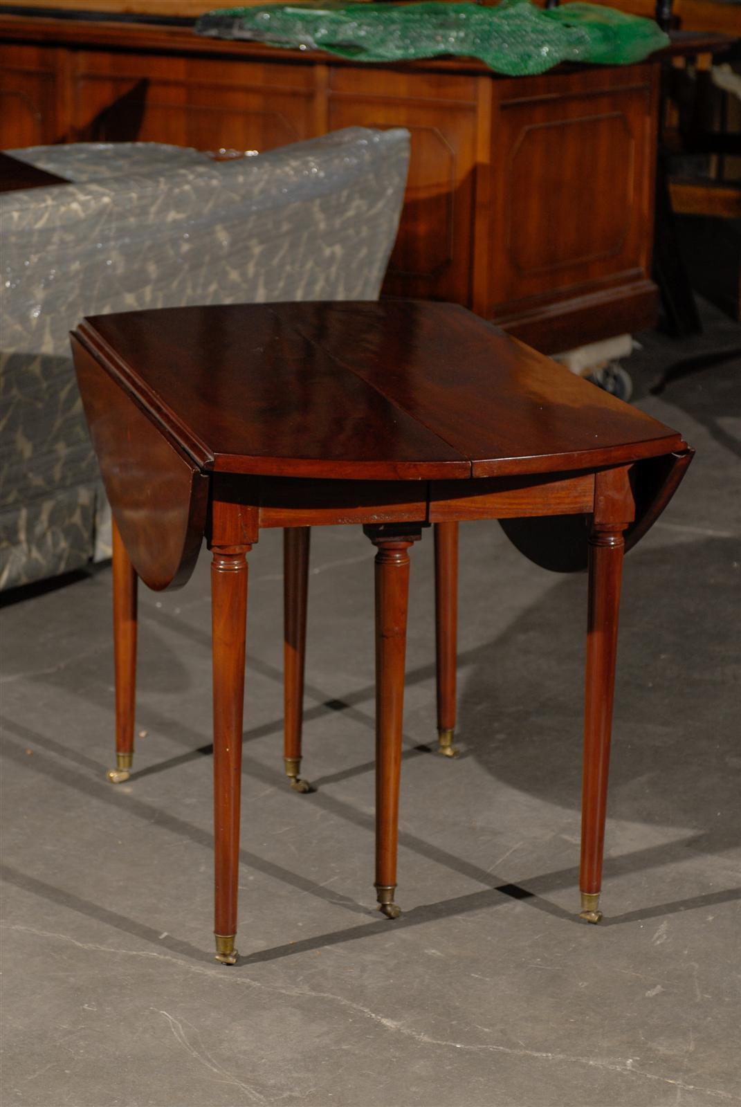 19th Century French Extension Drop Leaf Dining Table, One Leaf In Good Condition For Sale In Atlanta, GA