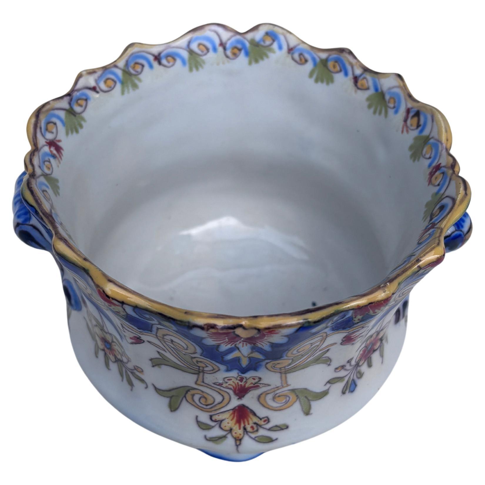 Rustico 19th Century French Faience Cache Pot Desvres in vendita