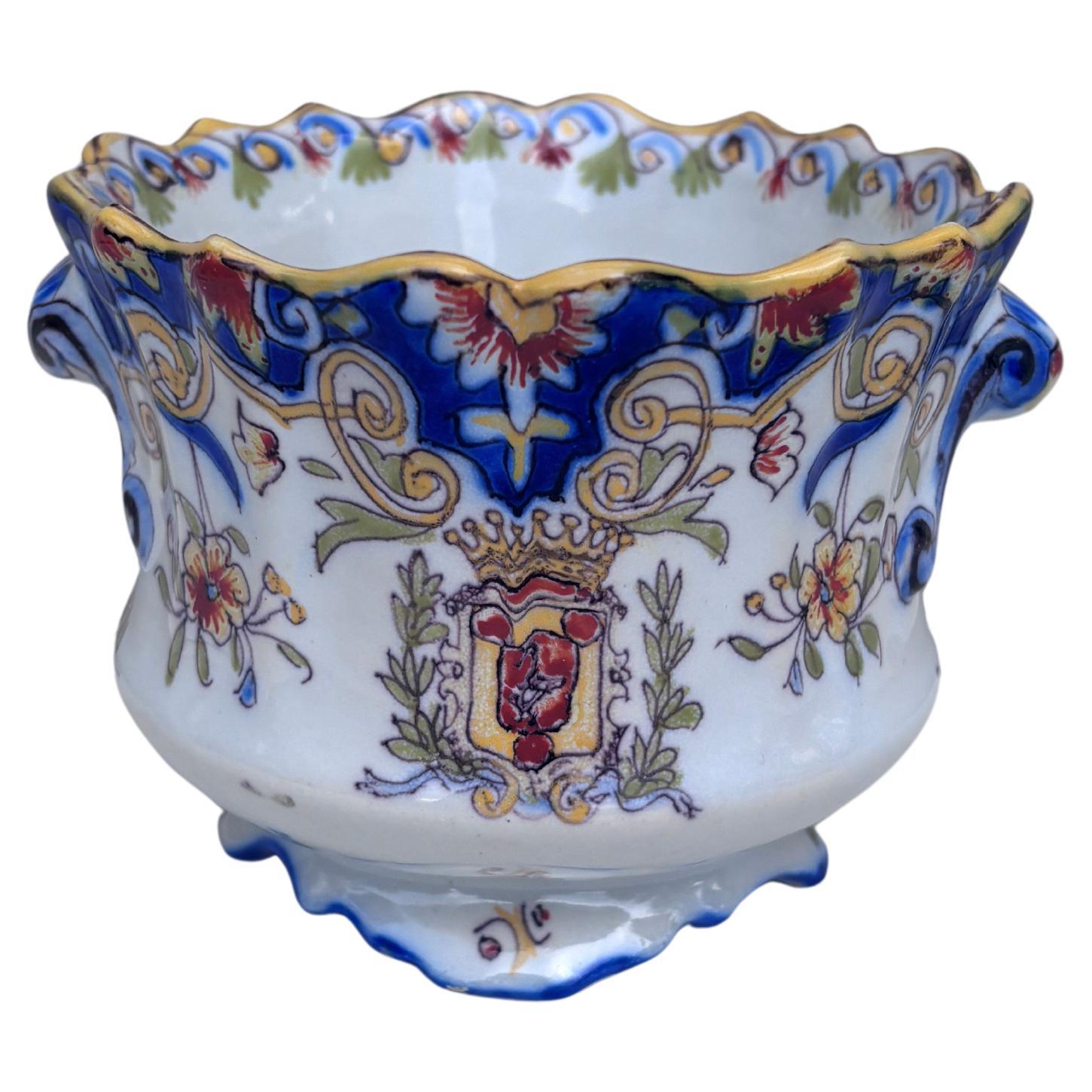 19th Century French Faience Cache Pot Desvres In condizioni buone in vendita a Austin, TX