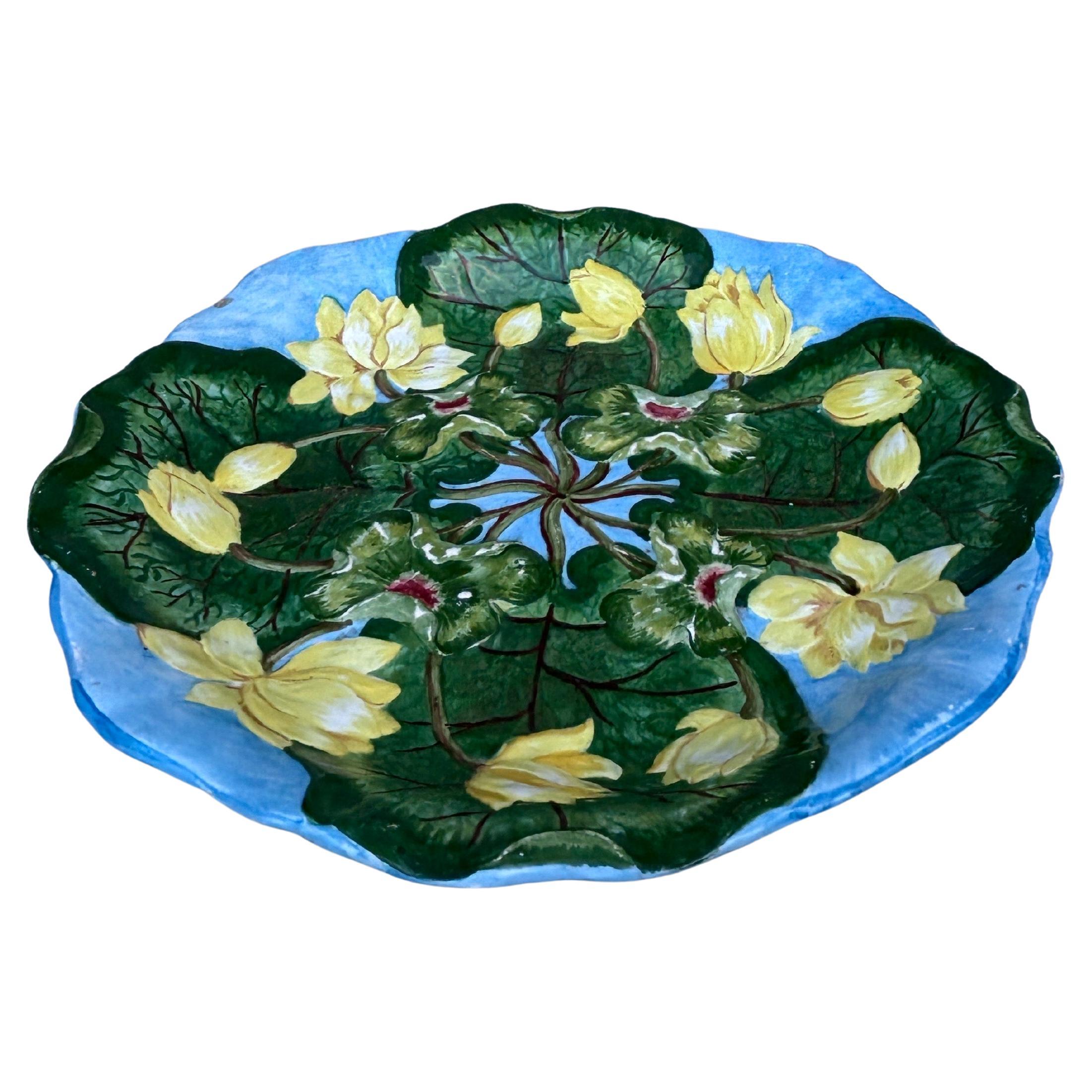 Victorian 19th Century French Faience Majolica Water Lily Platter Creil & Montereau For Sale