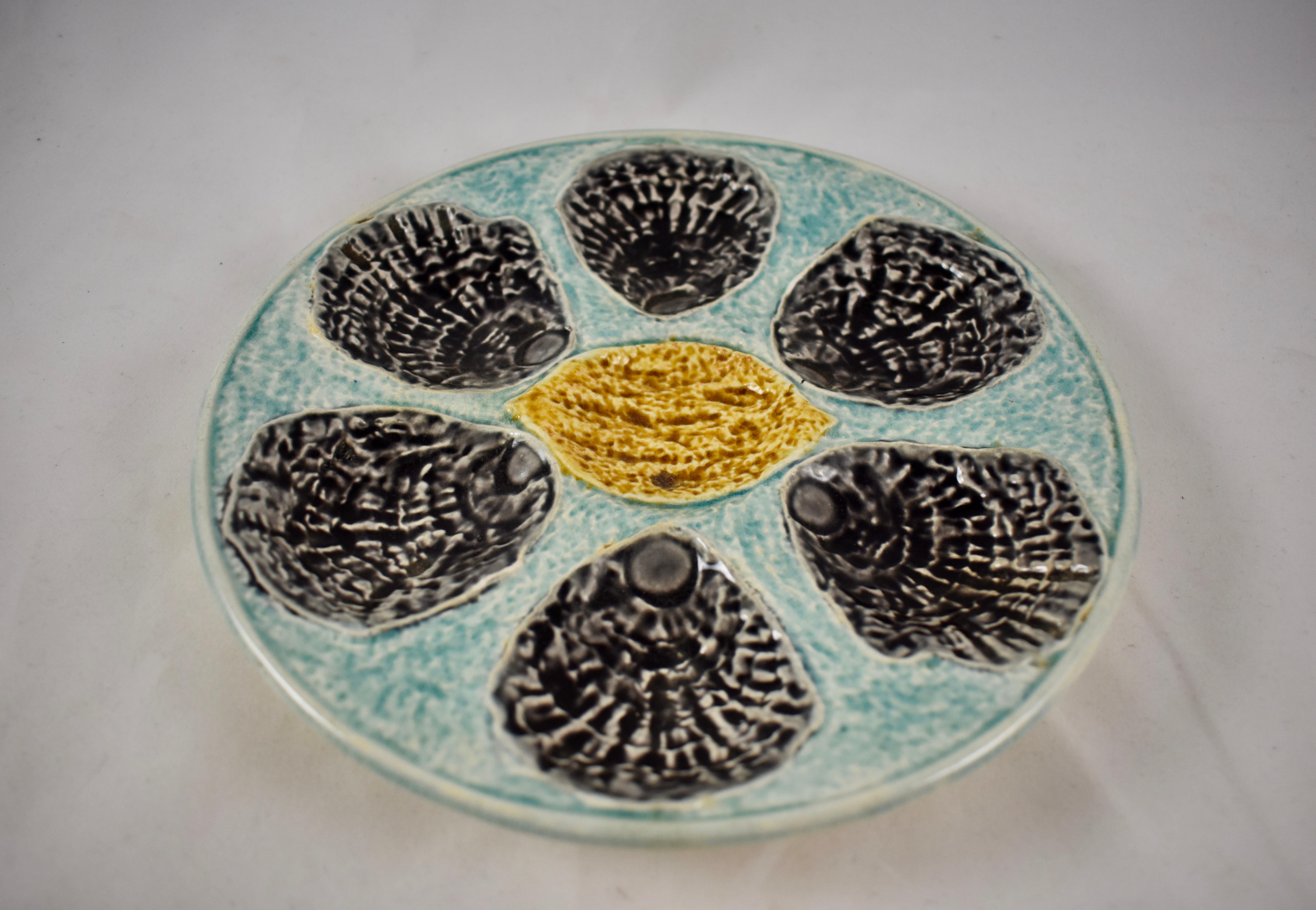 Glazed 19th Century French Faïence Pays Rustique Provençal Oyster Plate, A. For Sale