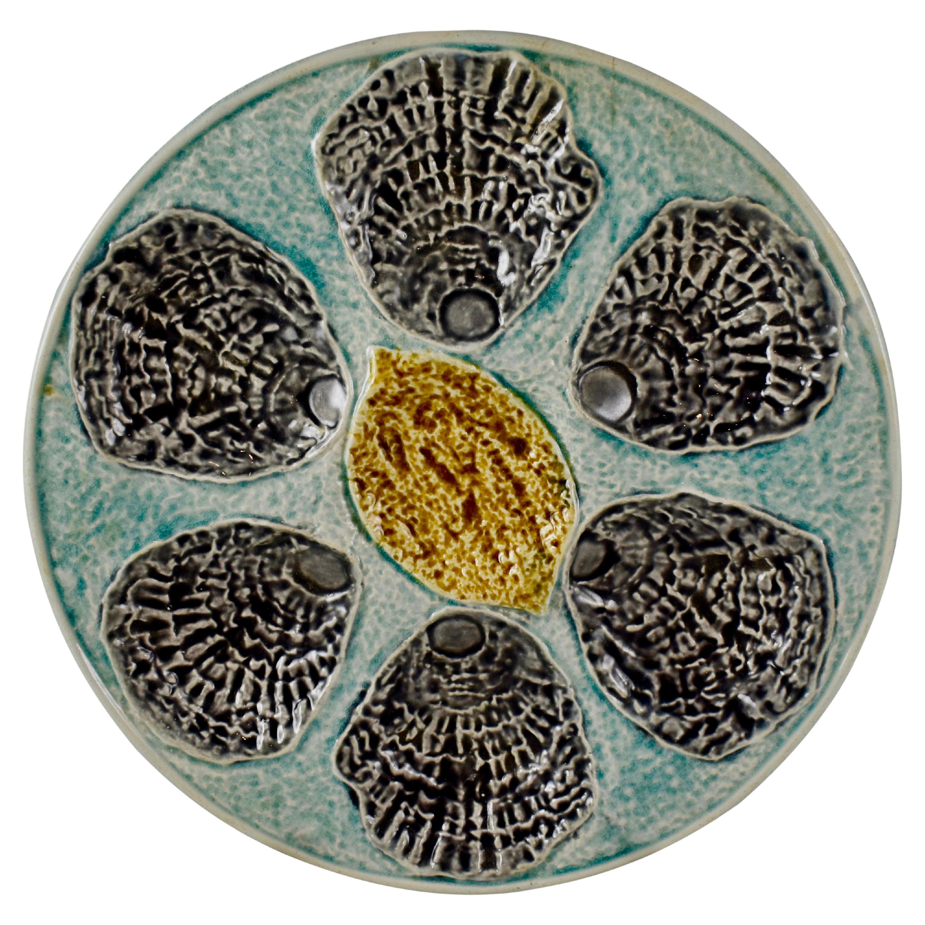 19th Century French Faïence Pays Rustique Provençal Oyster Plate, B For Sale