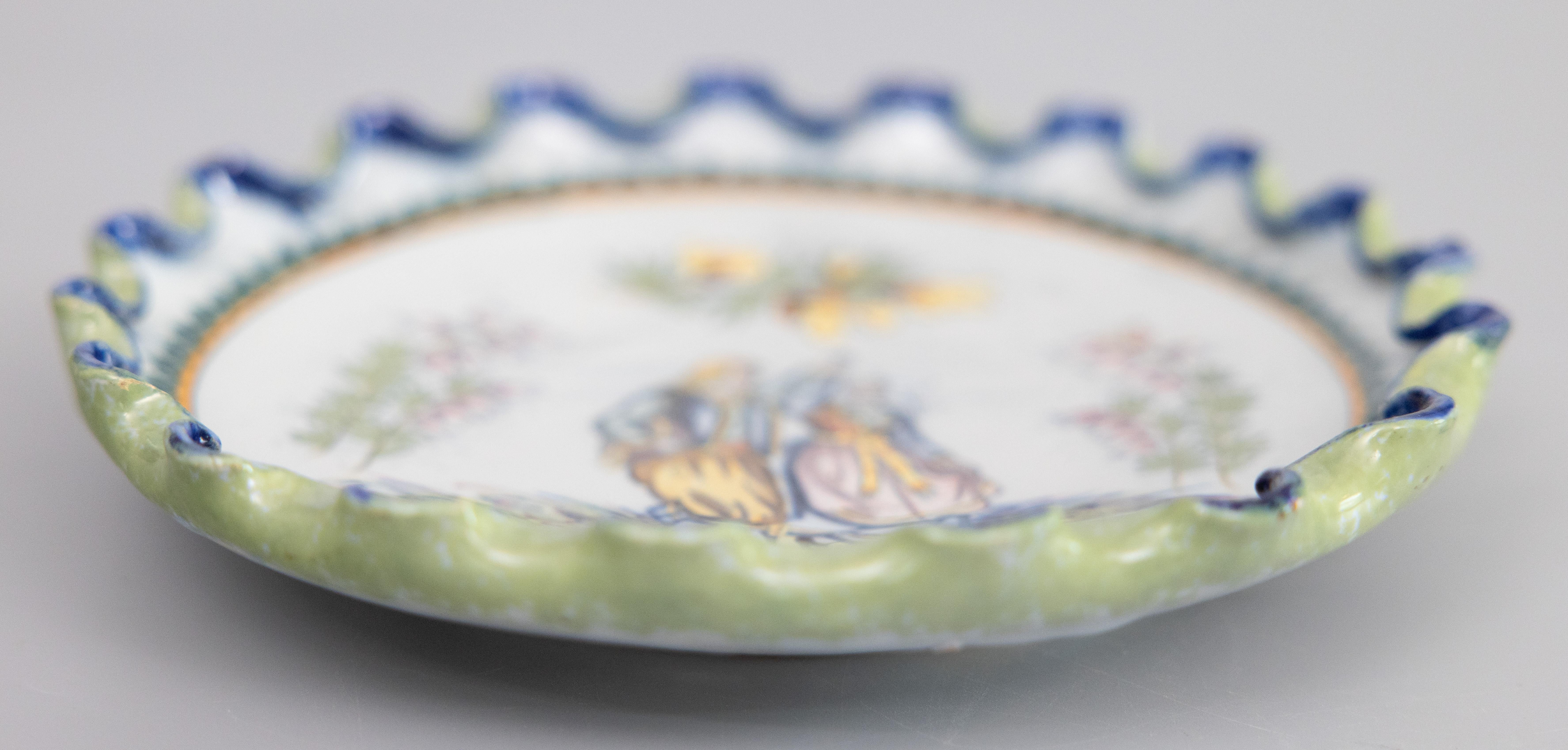 Fired 19th Century French Faience Quimper Dancing Couple Pie Crust Plate For Sale