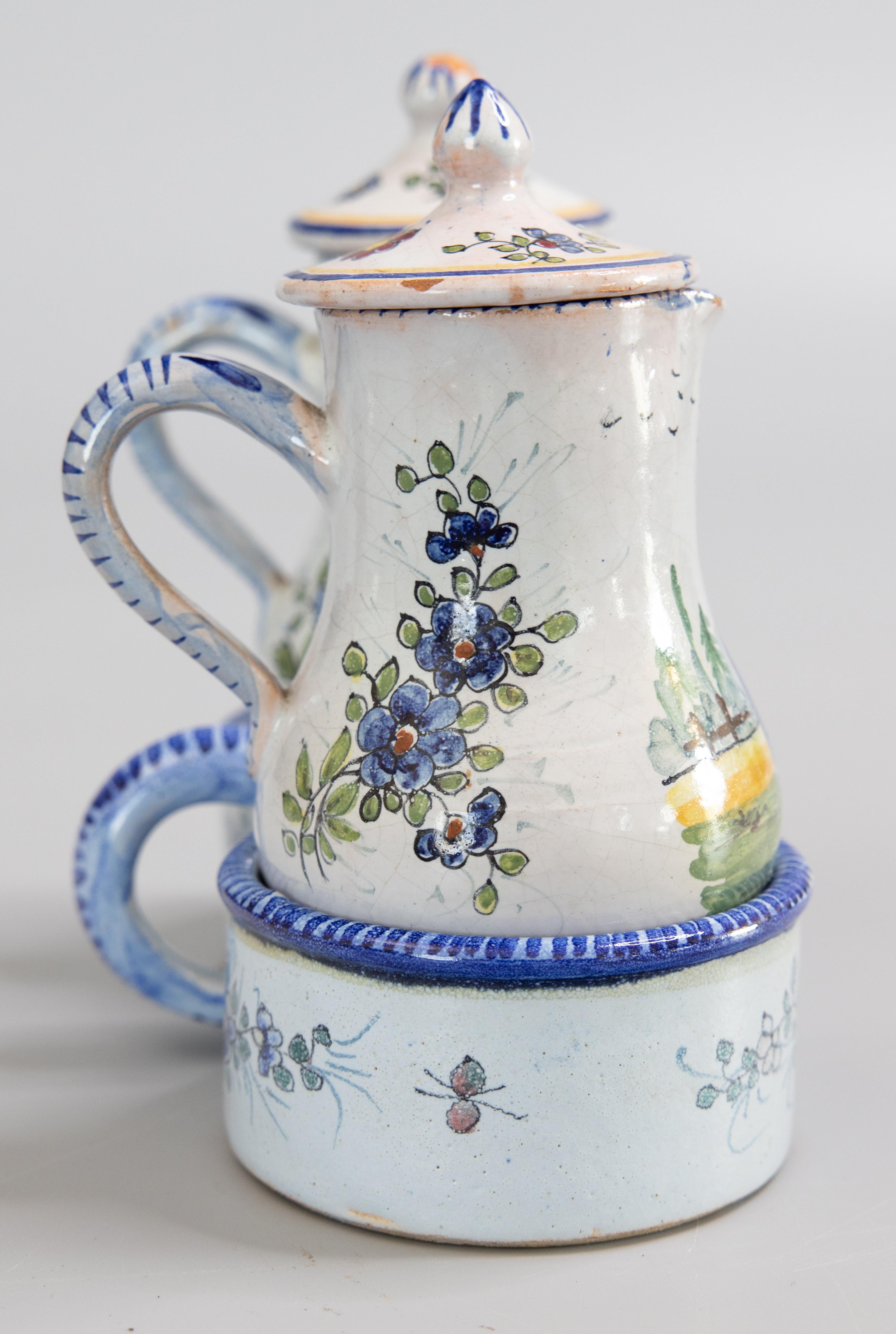 19th Century French Faience Quimper Oil & Vinegar Pitchers Cruet Set & Stand In Good Condition For Sale In Pearland, TX