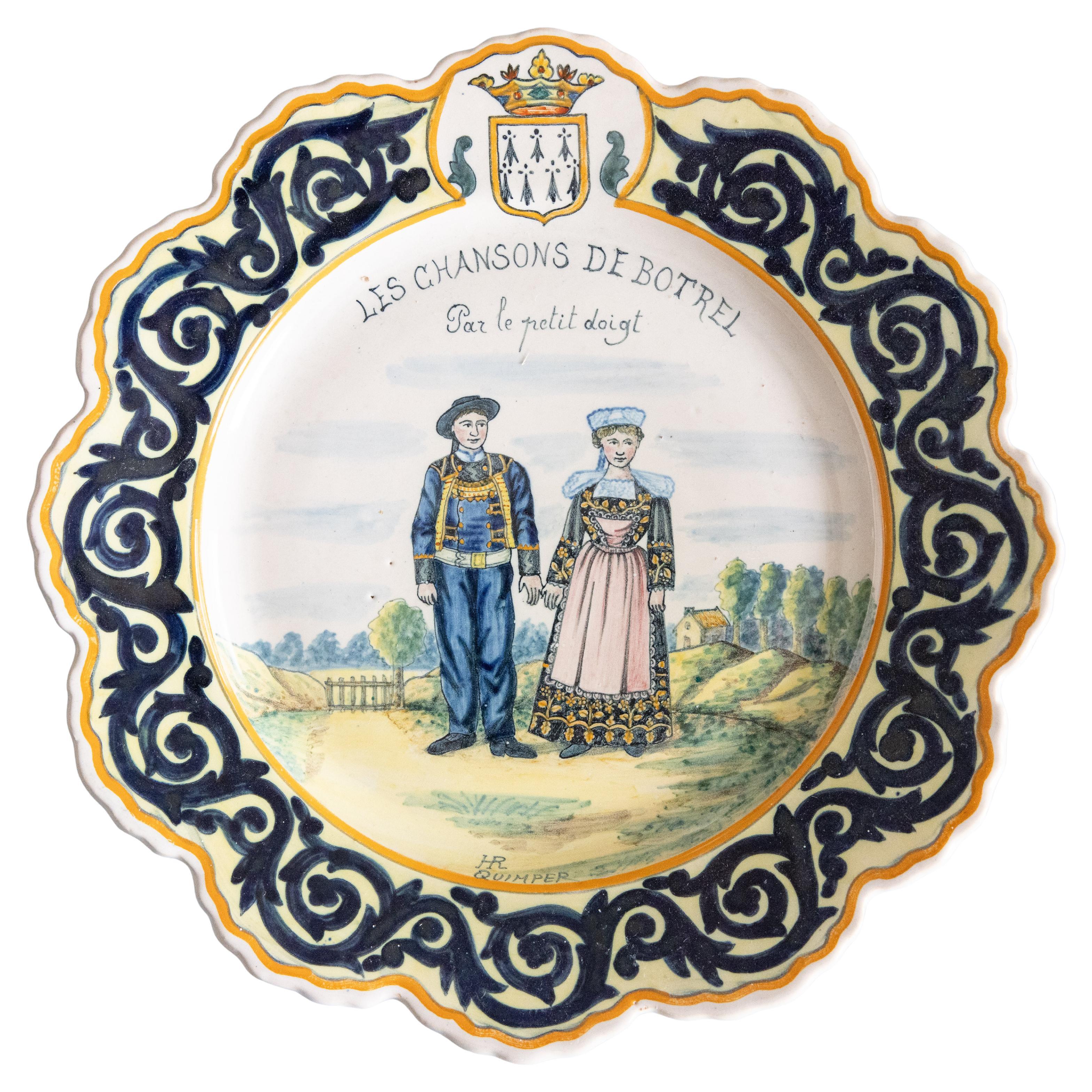19. Jahrhundert Französisch Fayence Quimper Hochzeitspaar gewellte Platte im Angebot
