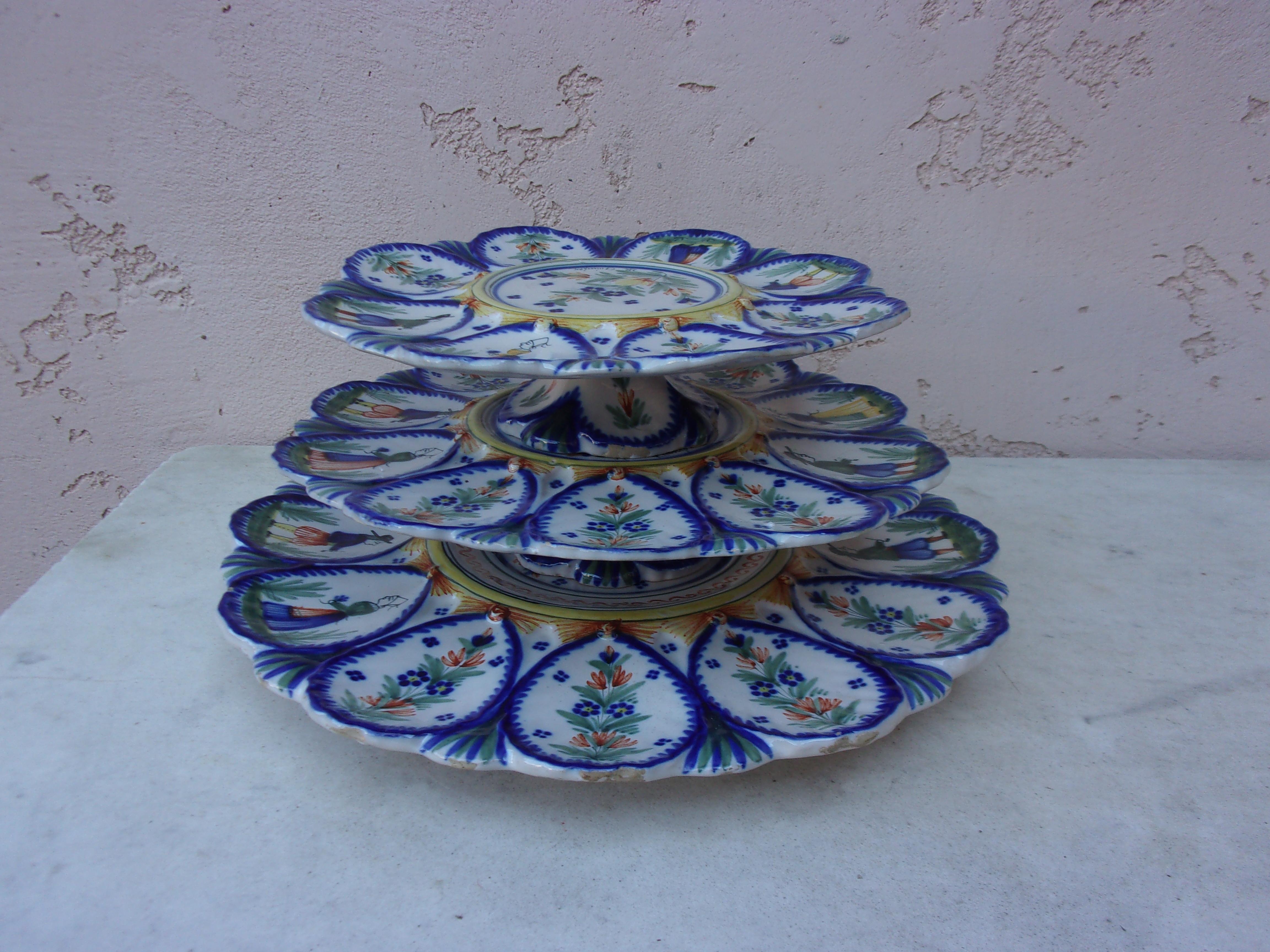 19th Century French Faience Server Oyster signed Henriot Quimper HR.
3 platters servers ( Larger to smaller 13.3
