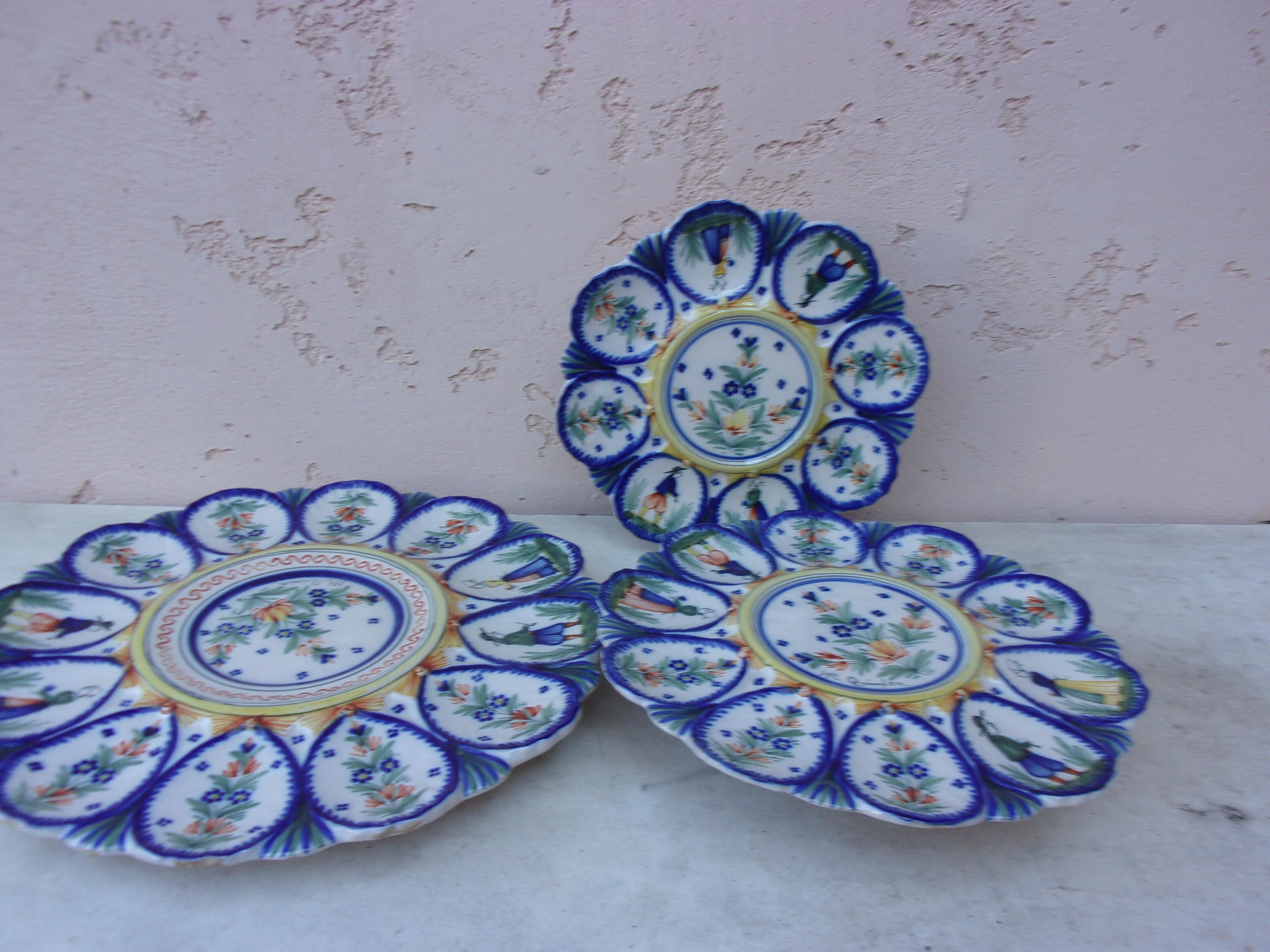 French Provincial 19th Century French Faience Server Oyster Henriot Quimper For Sale