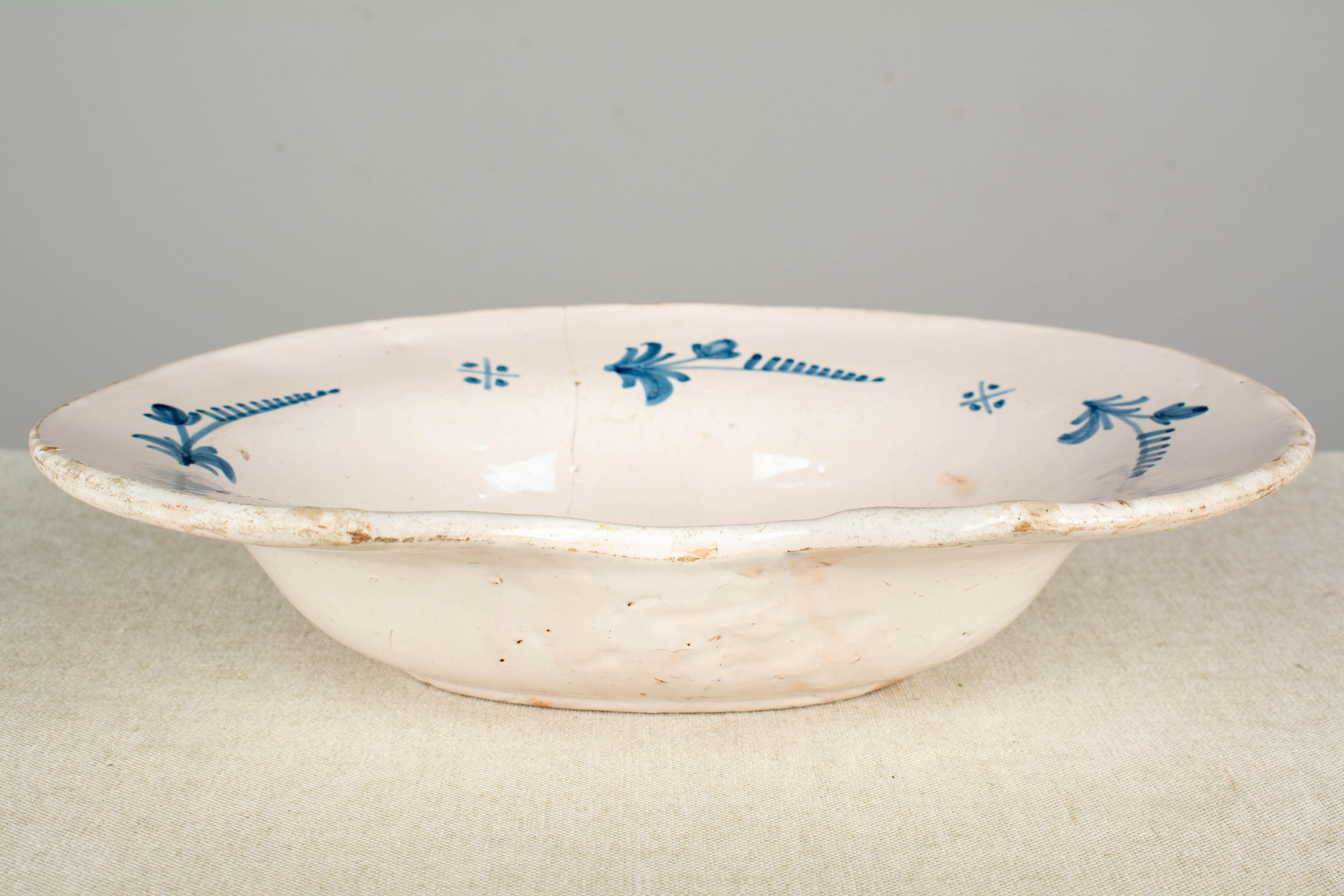 19th Century French Faience Shaving Bowl For Sale 2
