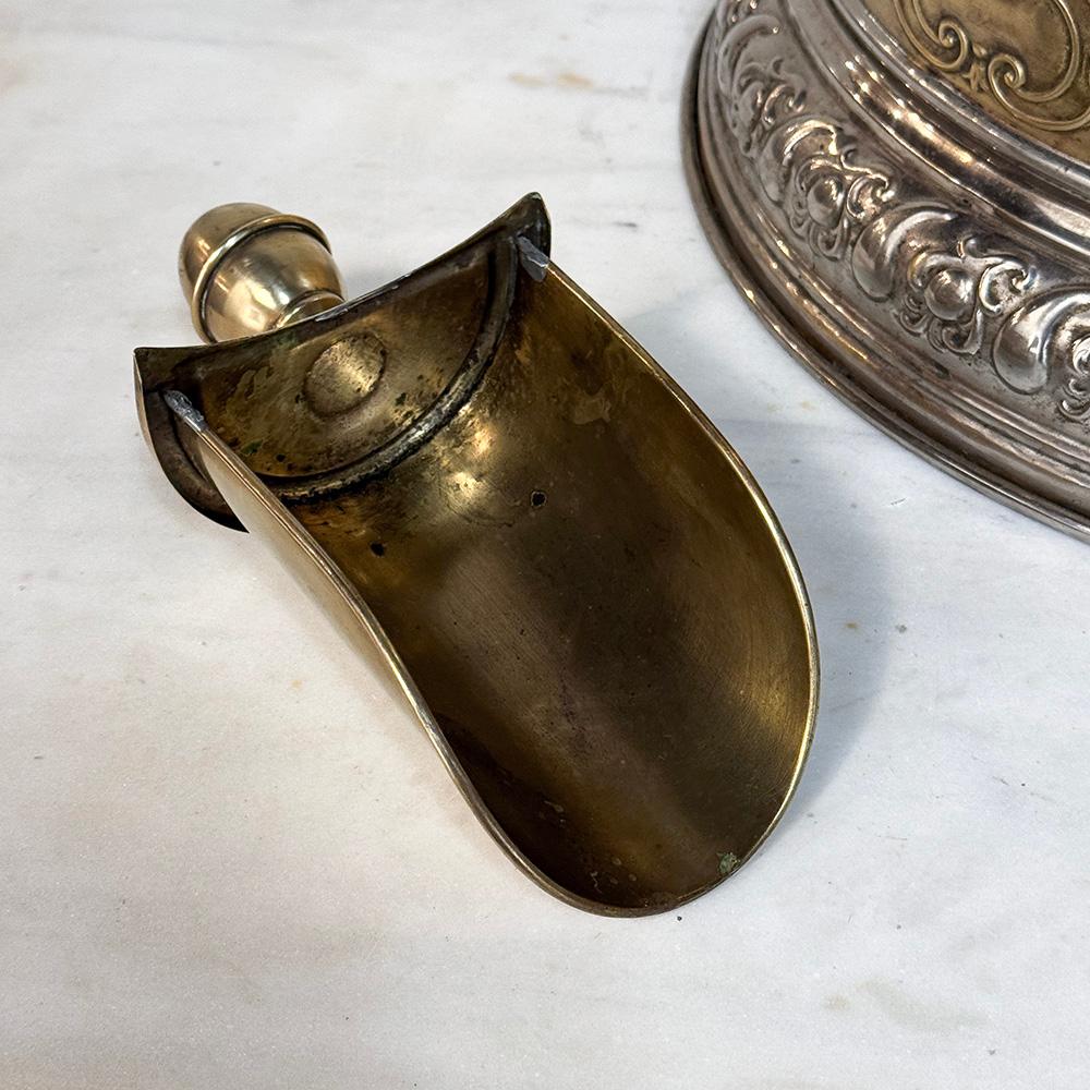 Dispenser per caffè in grani di fantasia francese del XIX secolo in vendita 6