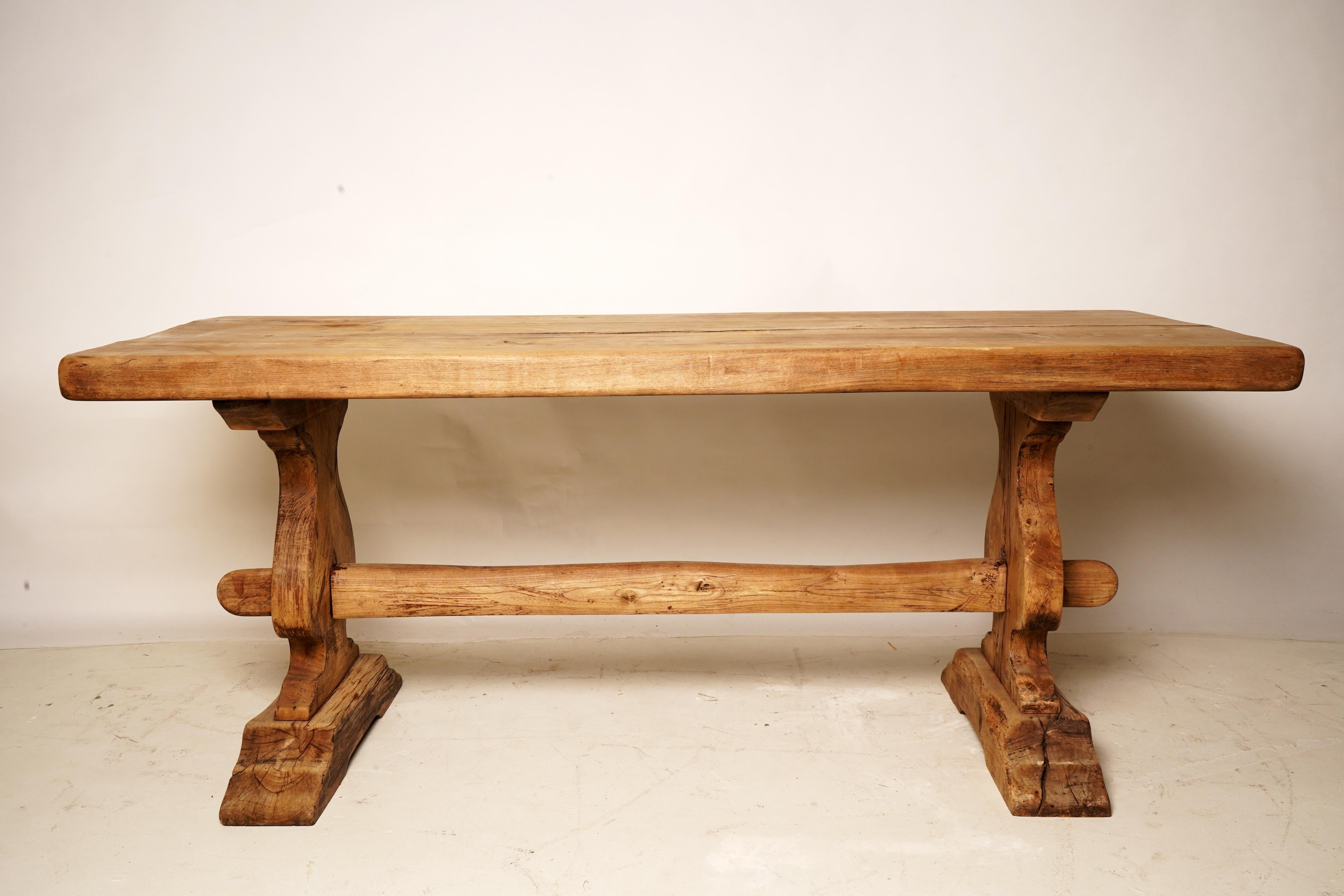 This French farm table features a 2.5