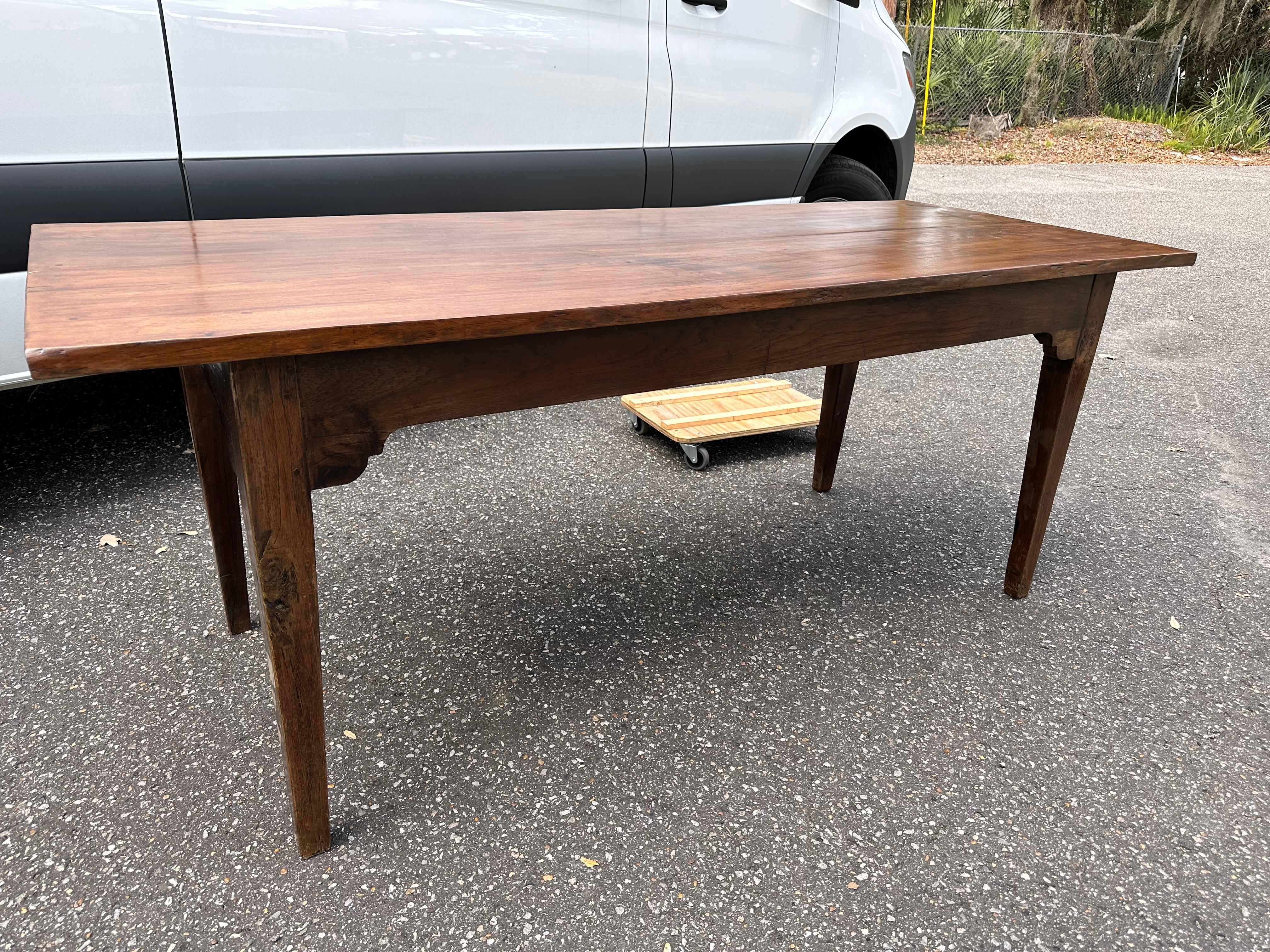 19th Century French Farm Table In Excellent Condition In Nashville, TN