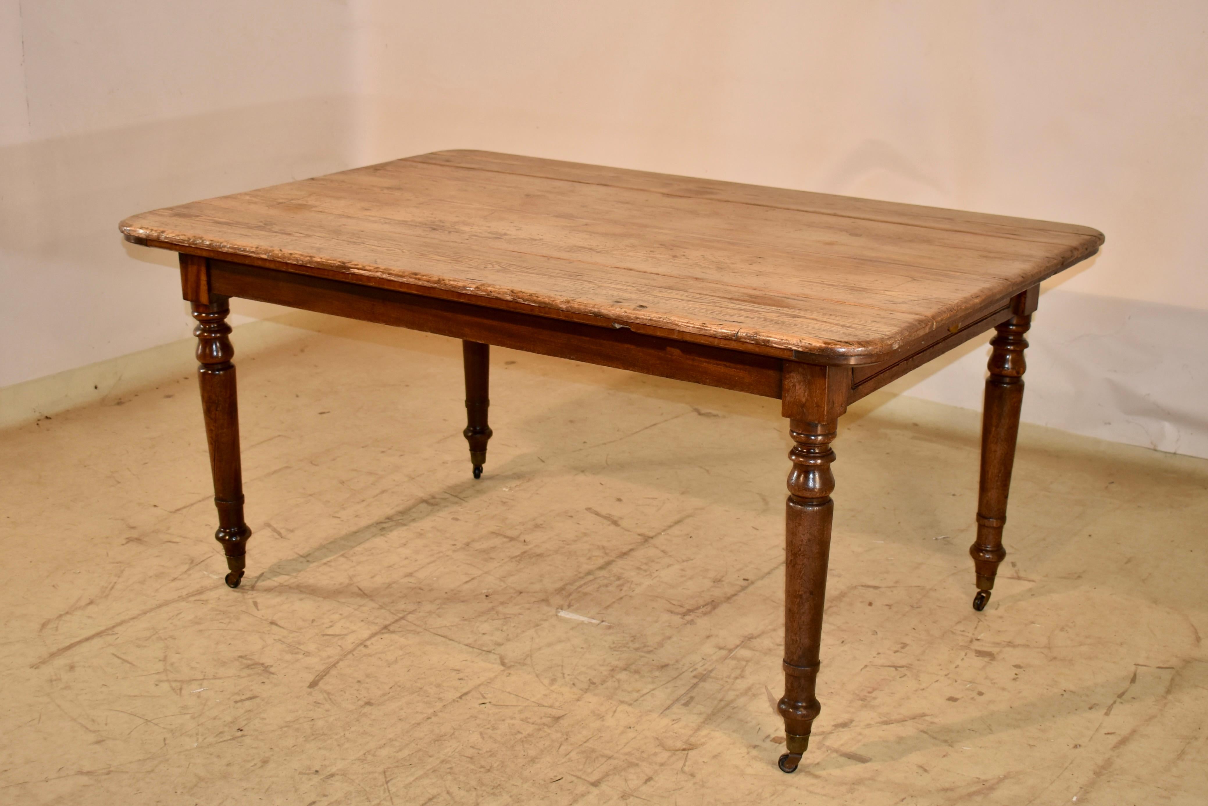 Französischer Bauernhoftisch aus dem 19. (19. Jahrhundert) im Angebot