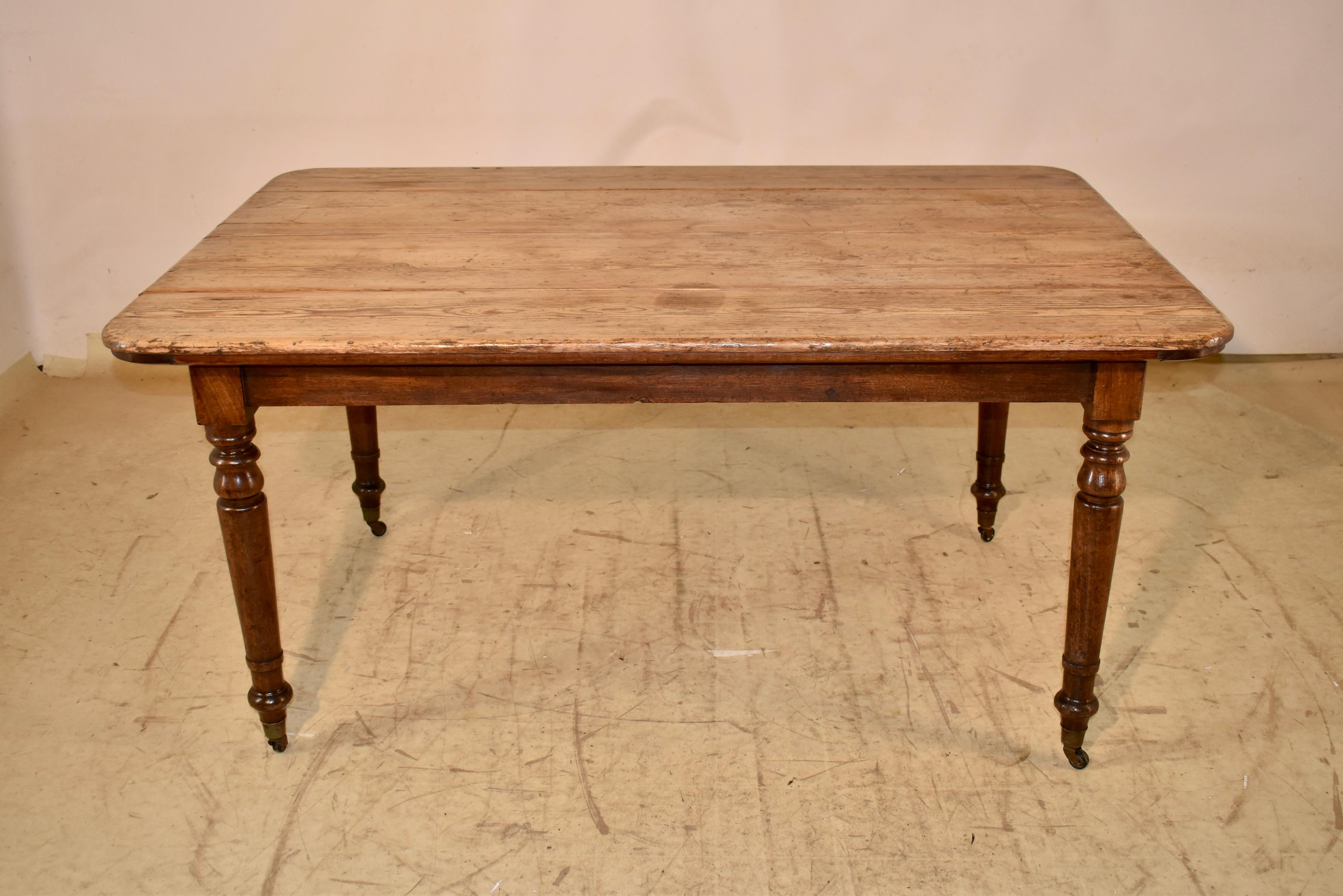 Französischer Bauernhoftisch aus dem 19. im Angebot 3