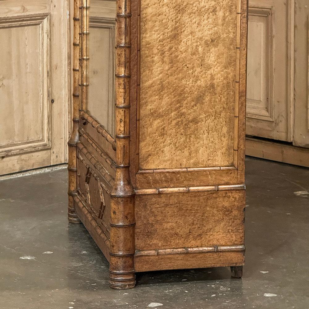 Armoire francese in finto bambù del XIX secolo in vendita 6