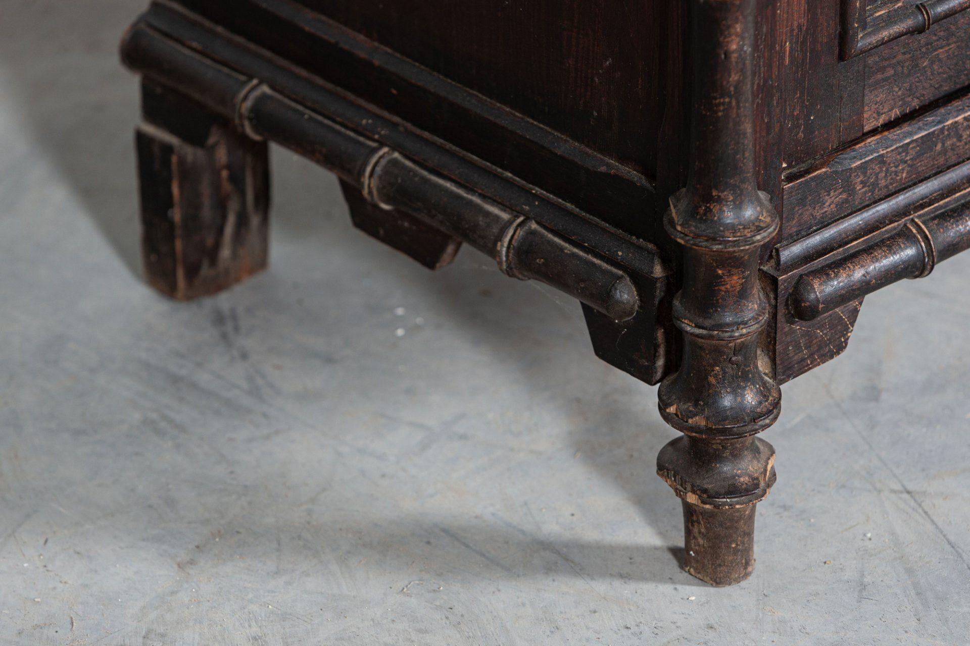 19th Century French Faux Bamboo Buffet Cupboard For Sale 7