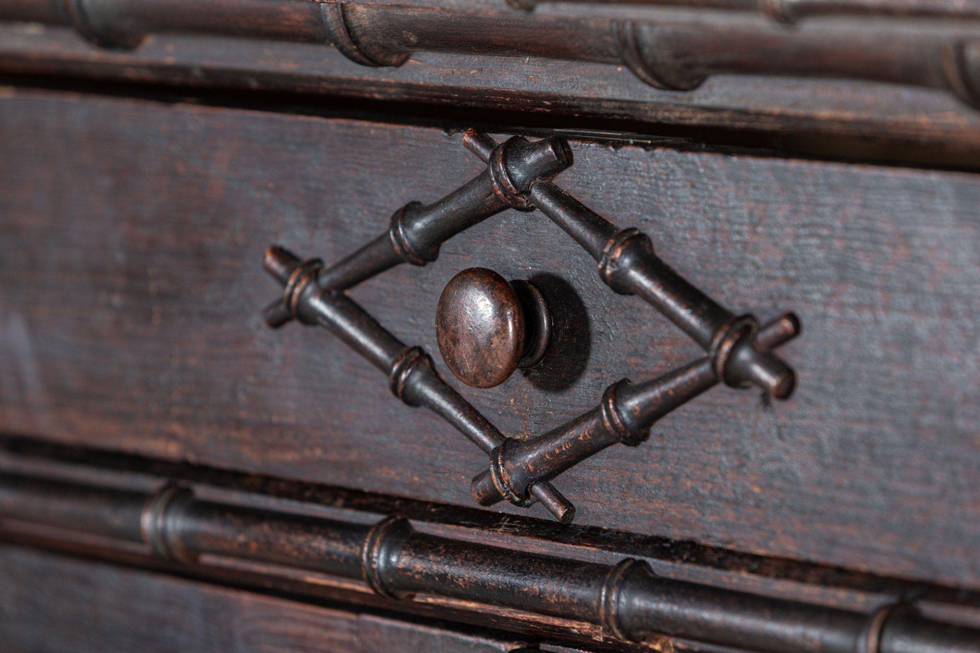 19th Century French Faux Bamboo Buffet Cupboard For Sale 4