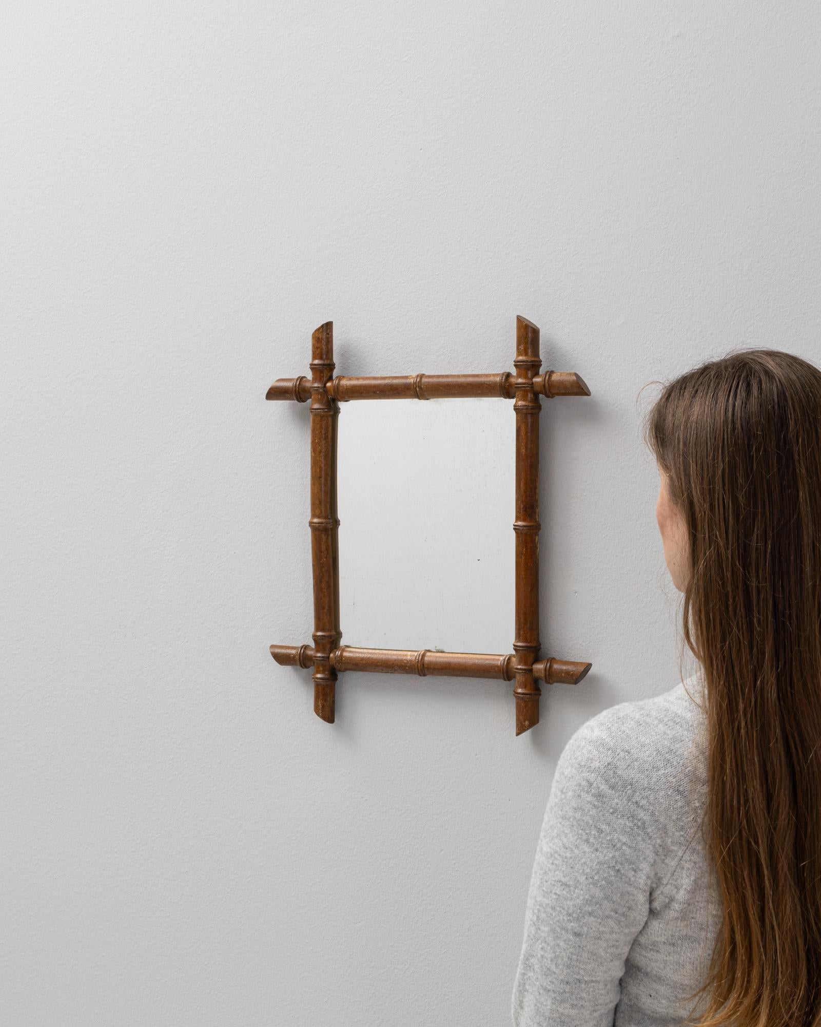 Miroir français du 19ème siècle en faux bambou Bon état - En vente à High Point, NC