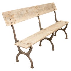 Banc de jardin français du 19ème siècle en fonte et bois blanchi