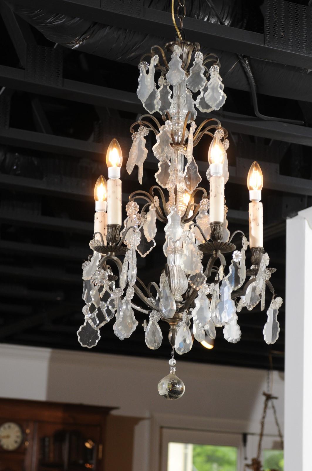 lustre français du 19e siècle à cinq lumières en fer et cristal avec pendeloques en vente 4