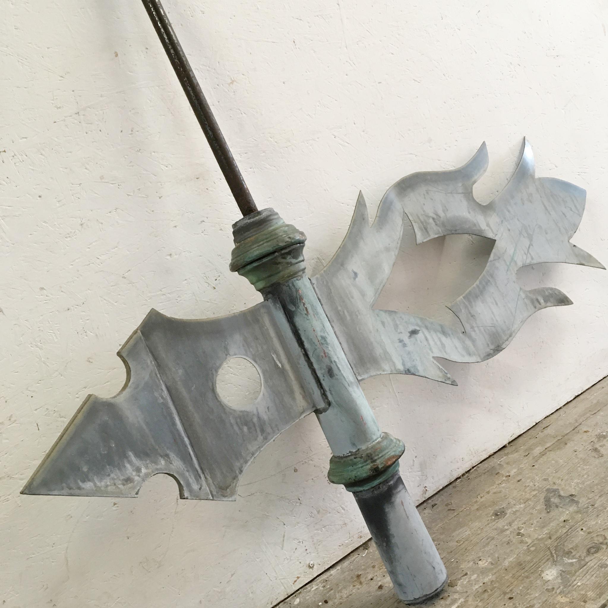 19th century French weather vane
Flame shaped
Large size/heavy item from a Chateau or grand French house

Measures: 130cm width
120cm height
14cm depth.