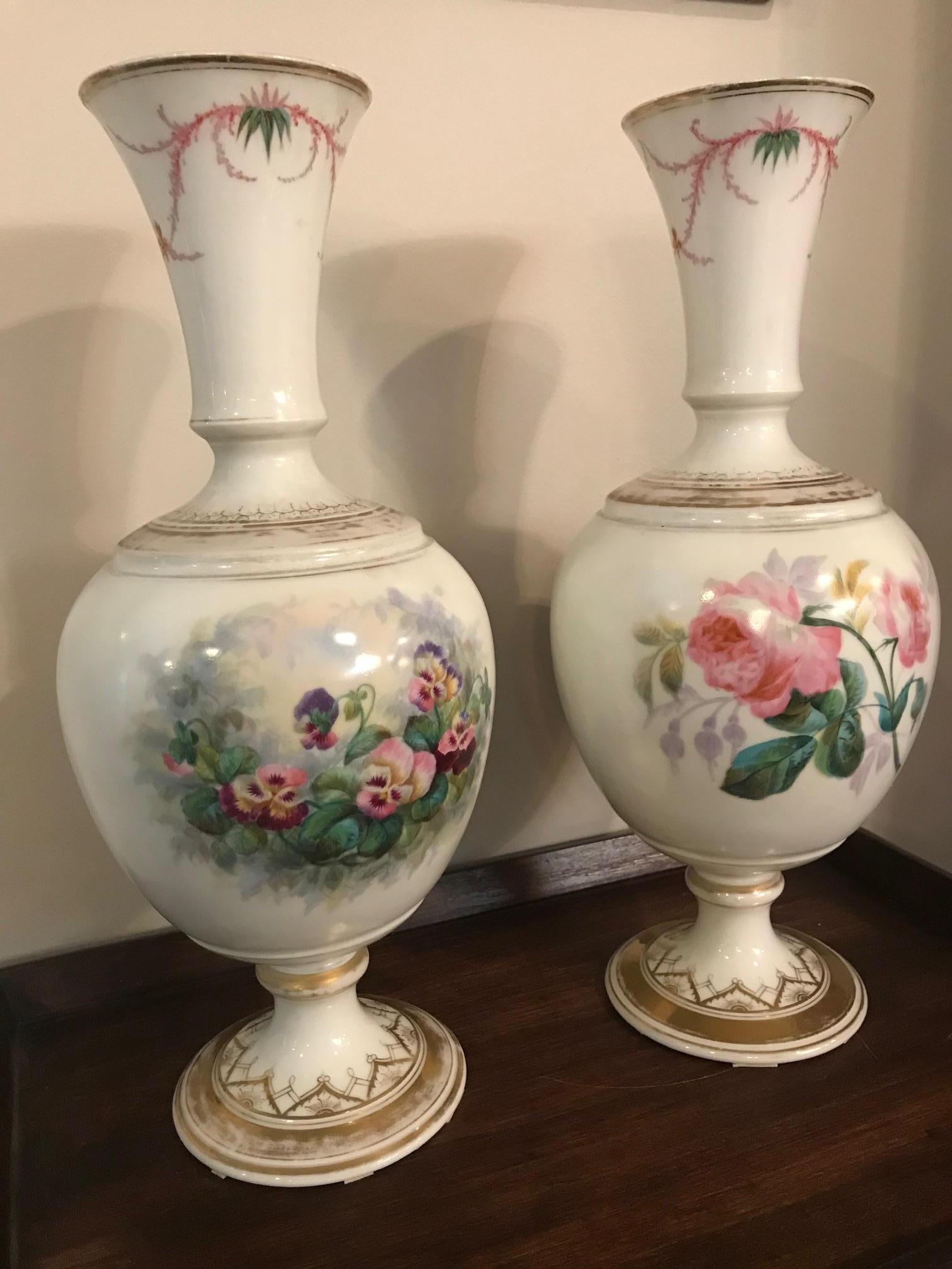 Porcelain 19th Century French Flowers Decoration Pair of Vases, 1850s For Sale
