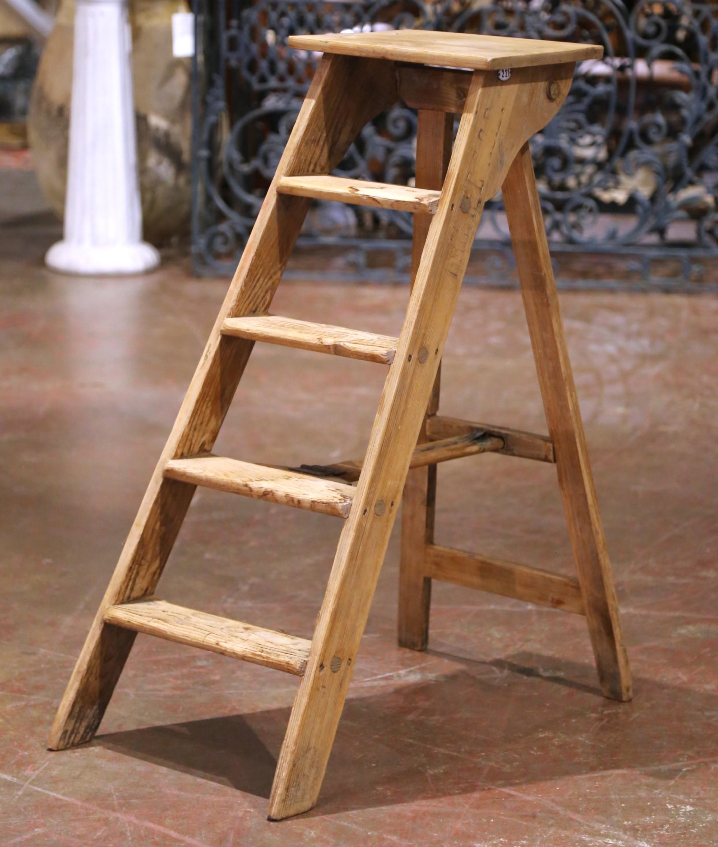 19th Century French Folding Pine Five-Step Ladder with Numbered Plaque In Excellent Condition For Sale In Dallas, TX