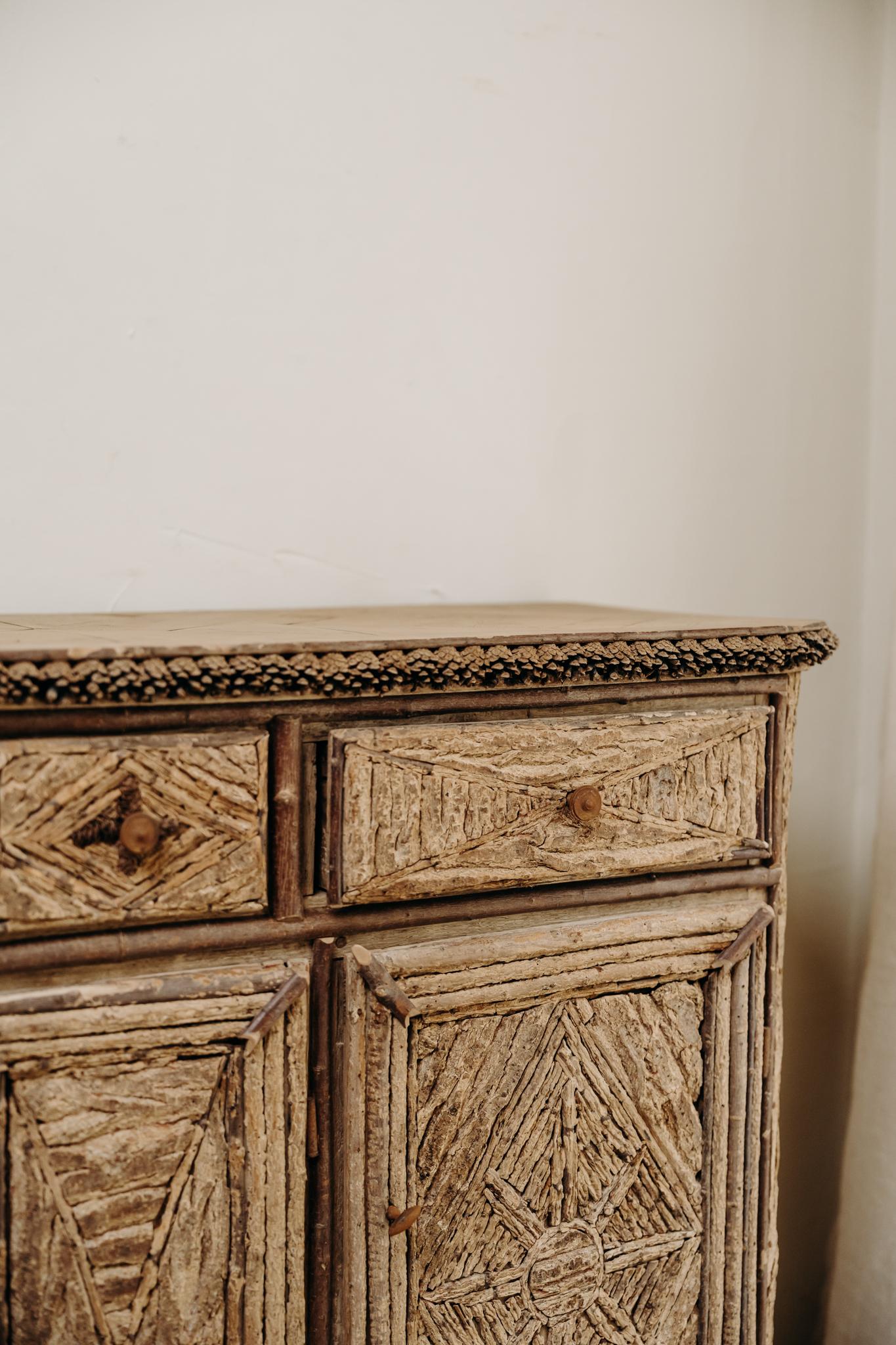 19th century French folk art buffet For Sale 9