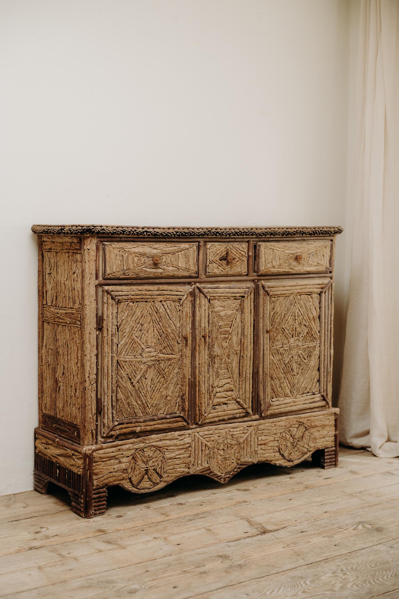 19th century French folk art buffet For Sale 13
