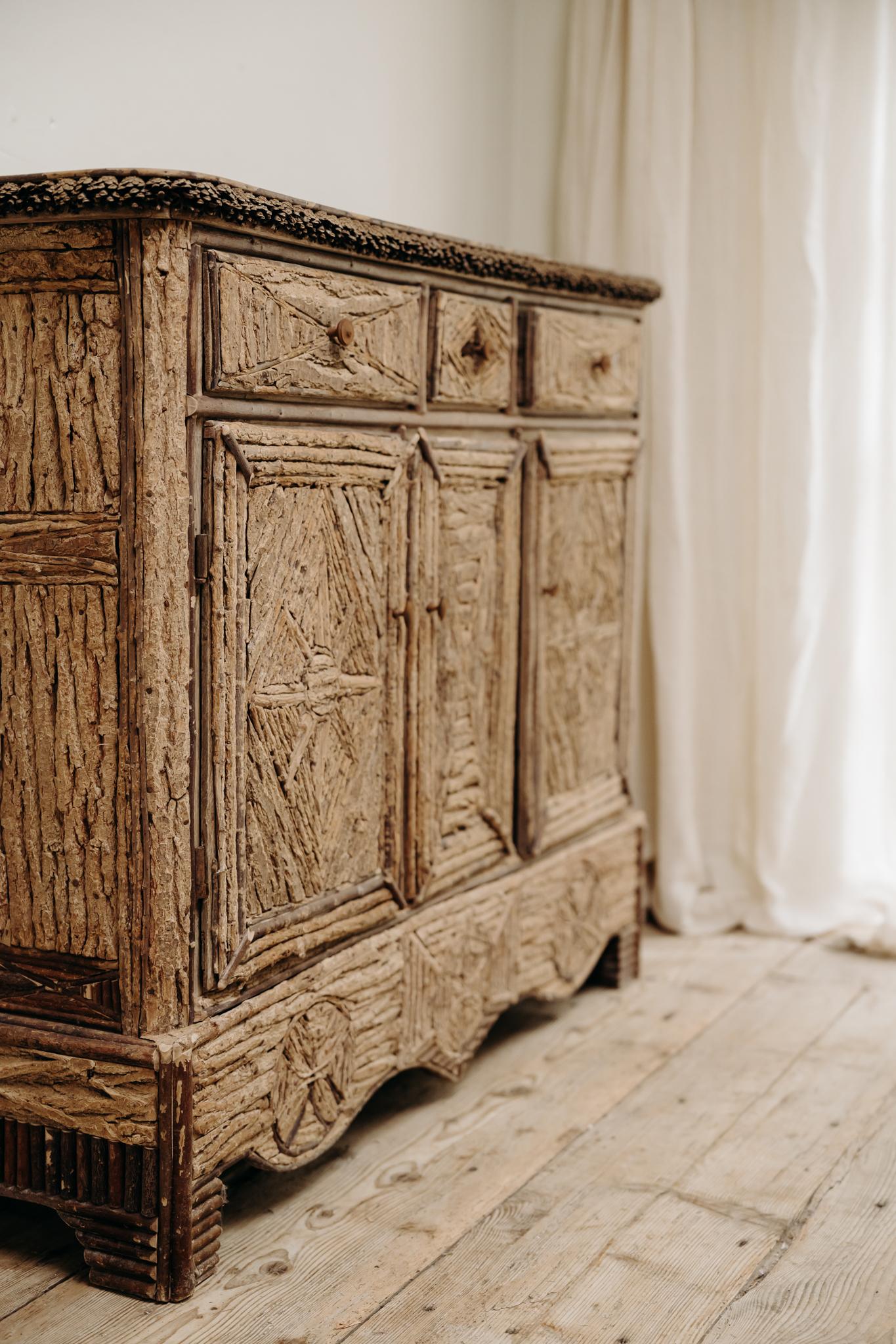 19th century French folk art buffet For Sale 1
