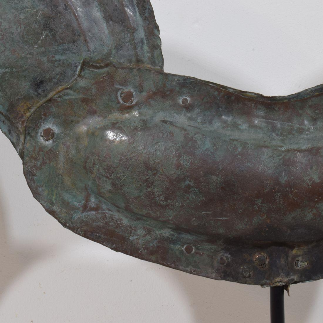 19ème siècle, art populaire français Coq en cuivre, girouette en vente 3