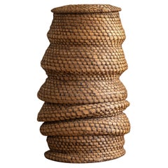 Cesta de almacenaje de arte popular francés del siglo XIX
