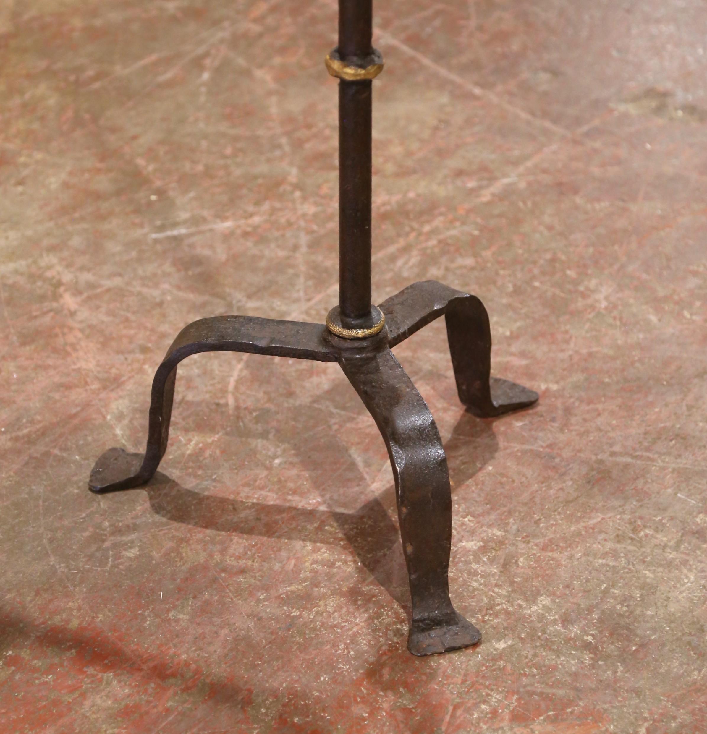 Gothic 19th Century French Forged Iron Music Stand Lectern with Fleur-de-Lys Decor For Sale