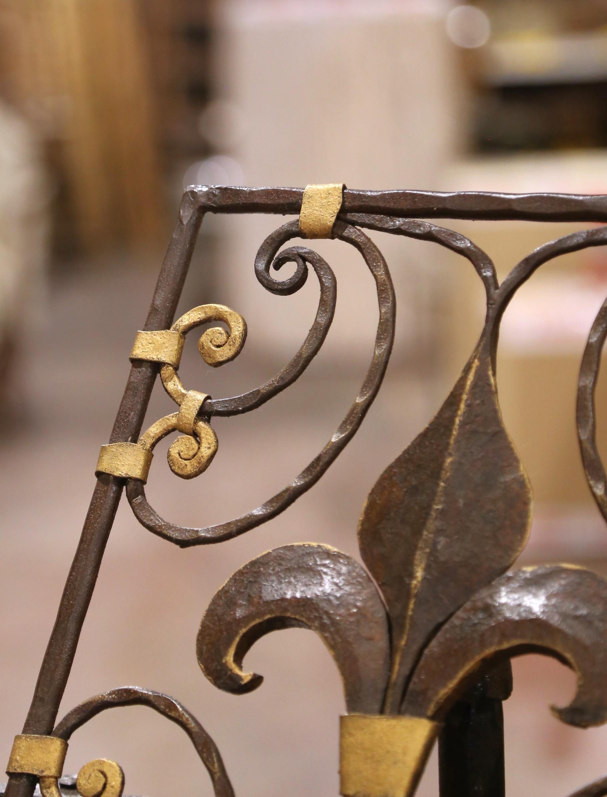 Wrought Iron 19th Century French Forged Iron Music Stand Lectern with Fleur-de-Lys Decor For Sale