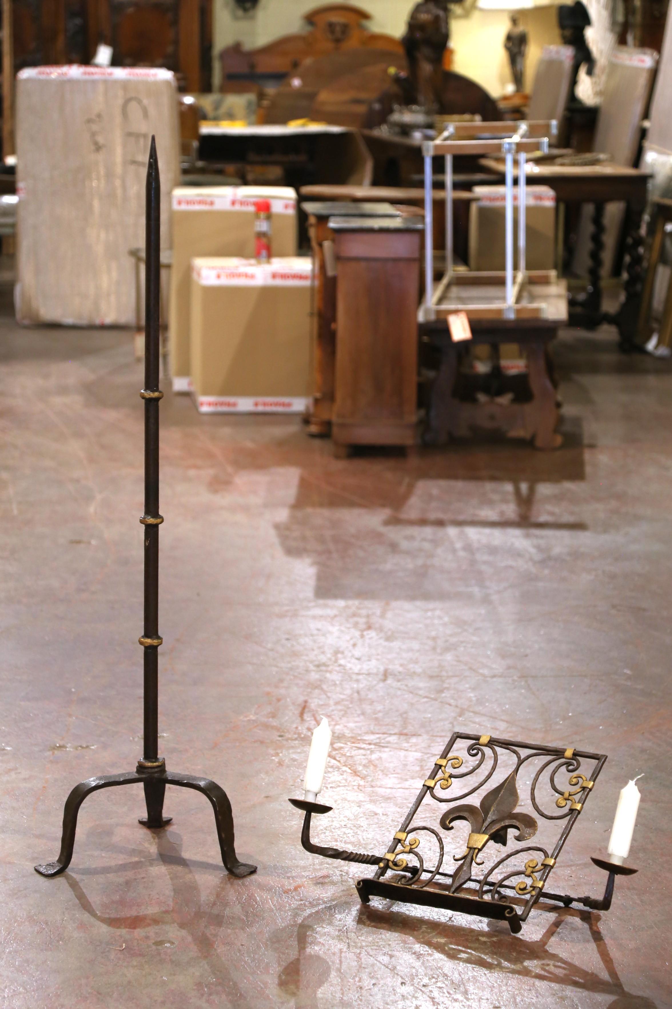 19th Century French Forged Iron Music Stand Lectern with Fleur-de-Lys Decor For Sale 2