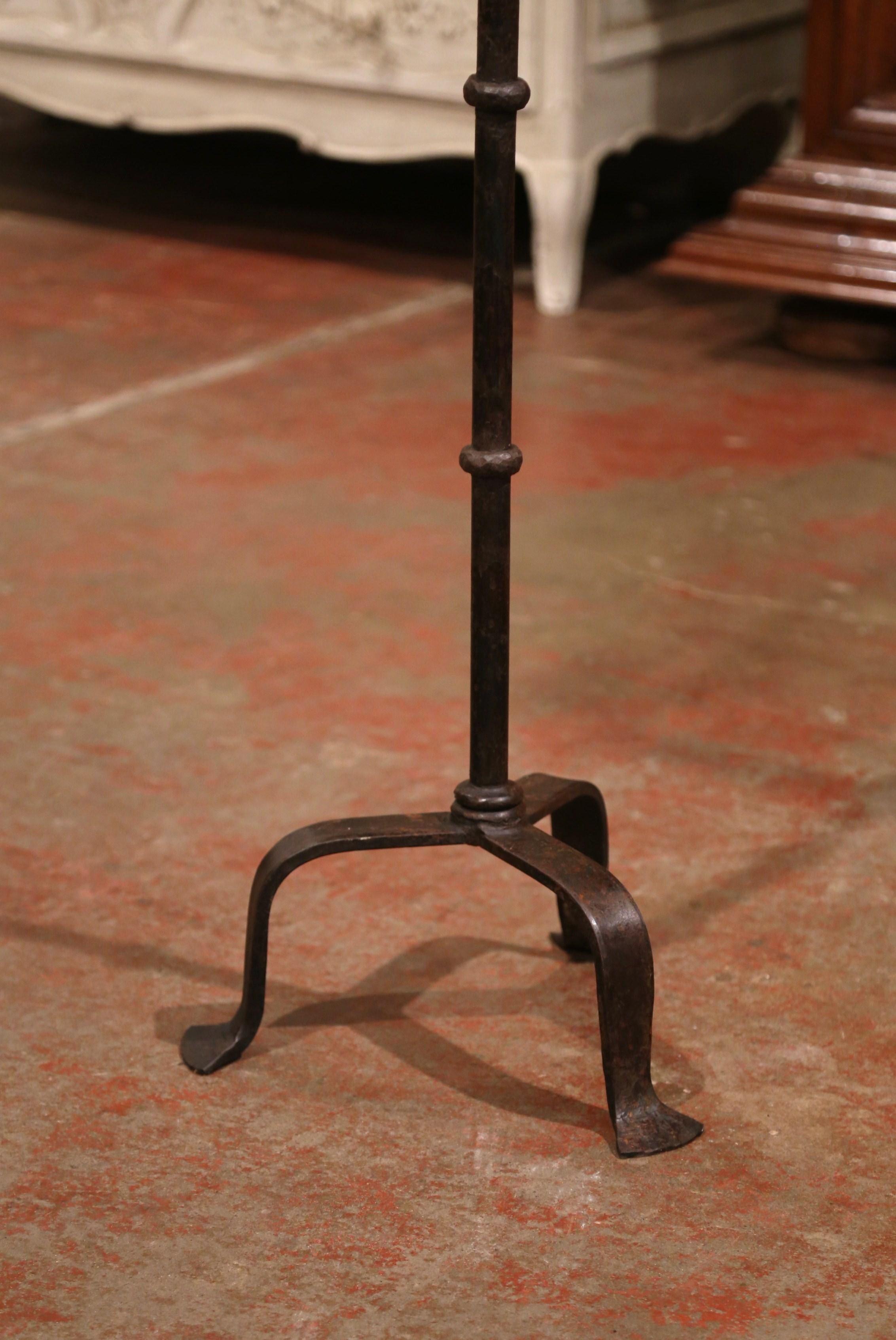 19th Century French Forged Iron Music Stand Lectern with Fleur-de-Lys In Excellent Condition In Dallas, TX
